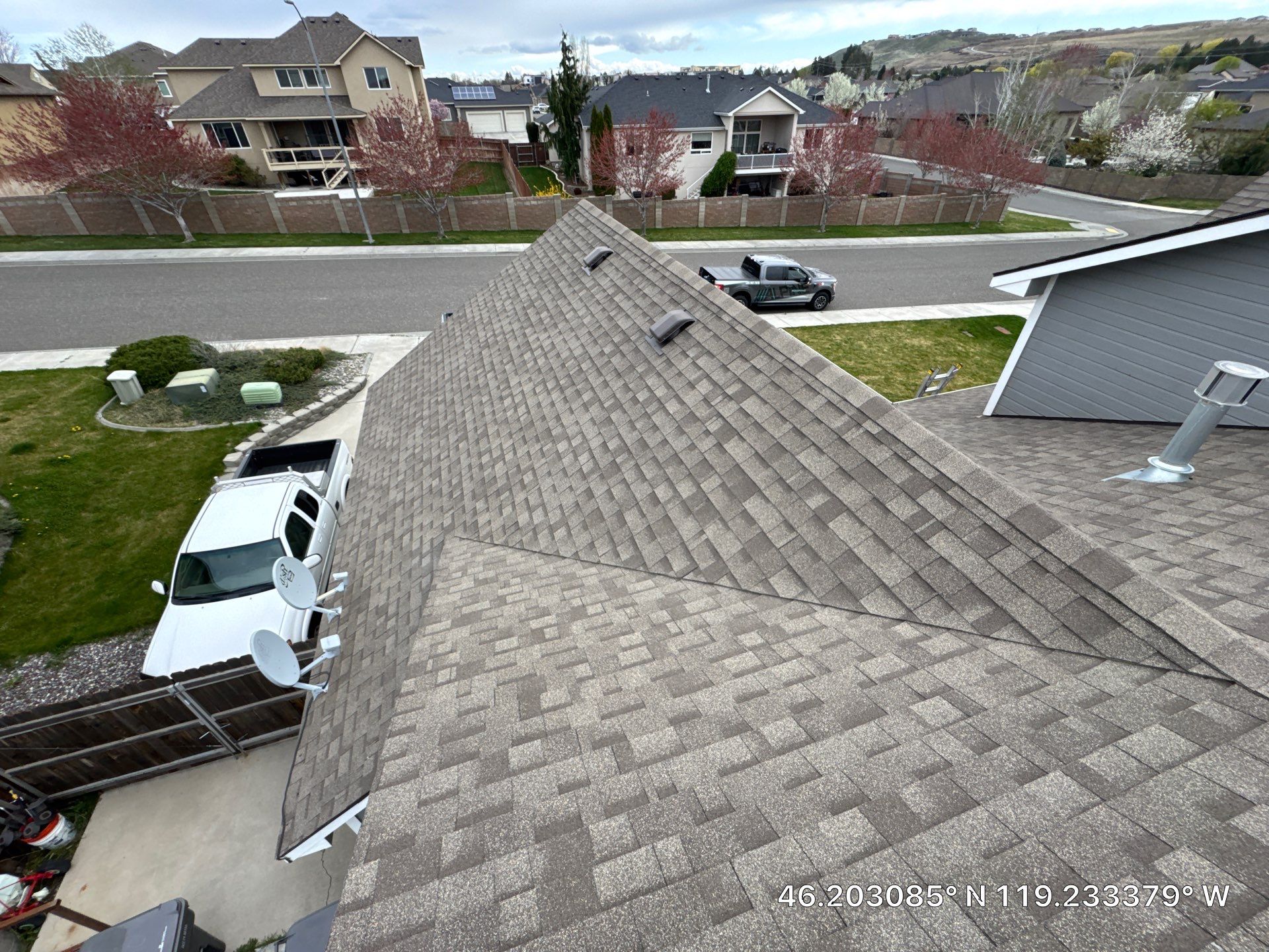 Residential Roofing Installation with CertainTeed Landmark Shingles in Kennewick by Alpine Roofing