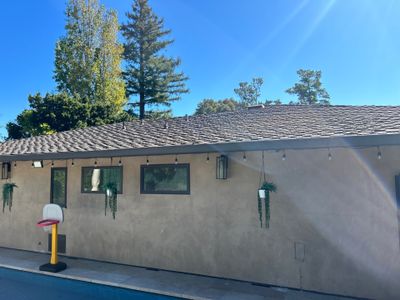 6215 Skyline Blvd