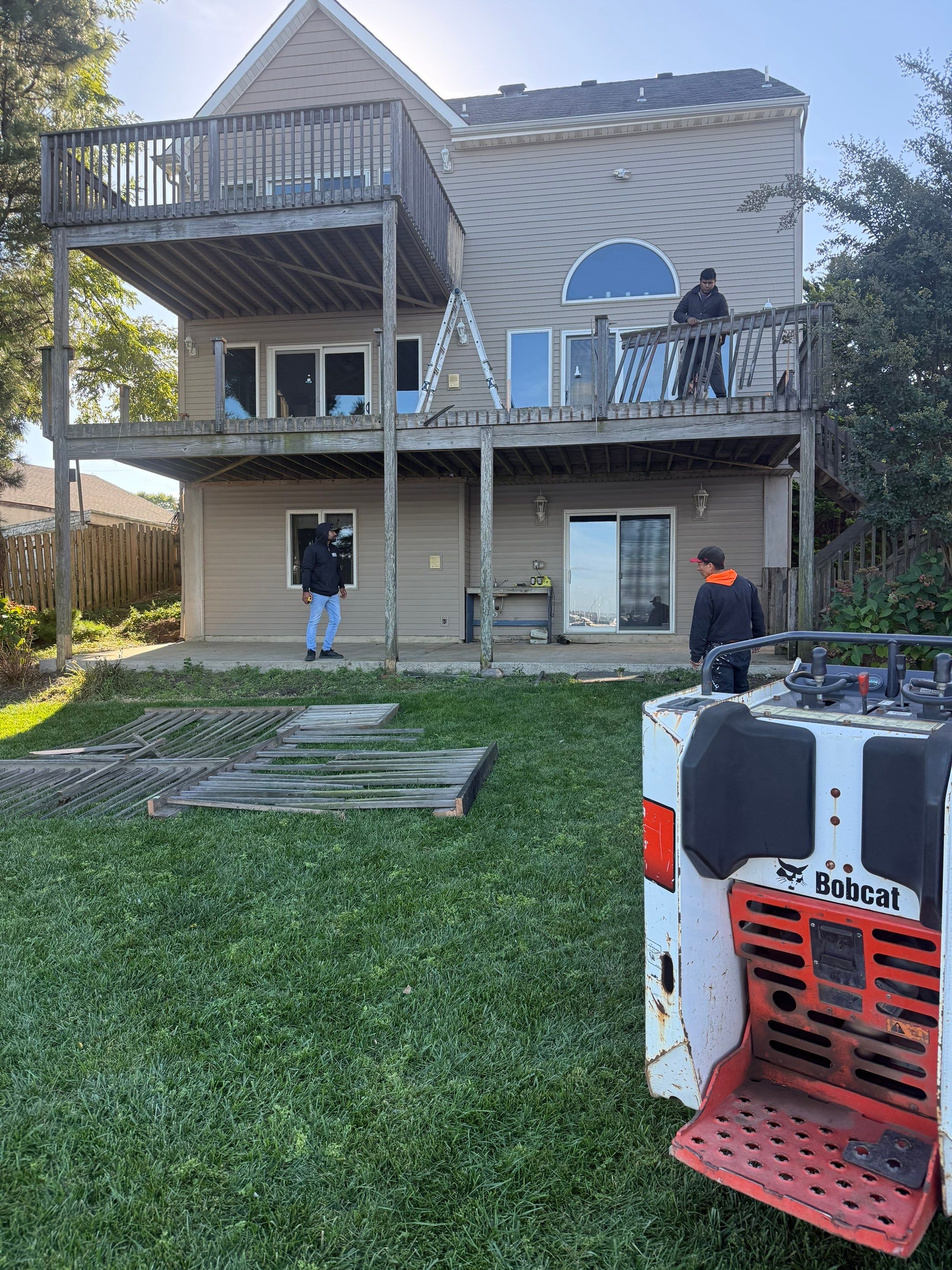 Waterfront deck In Keyport  by deck guardian