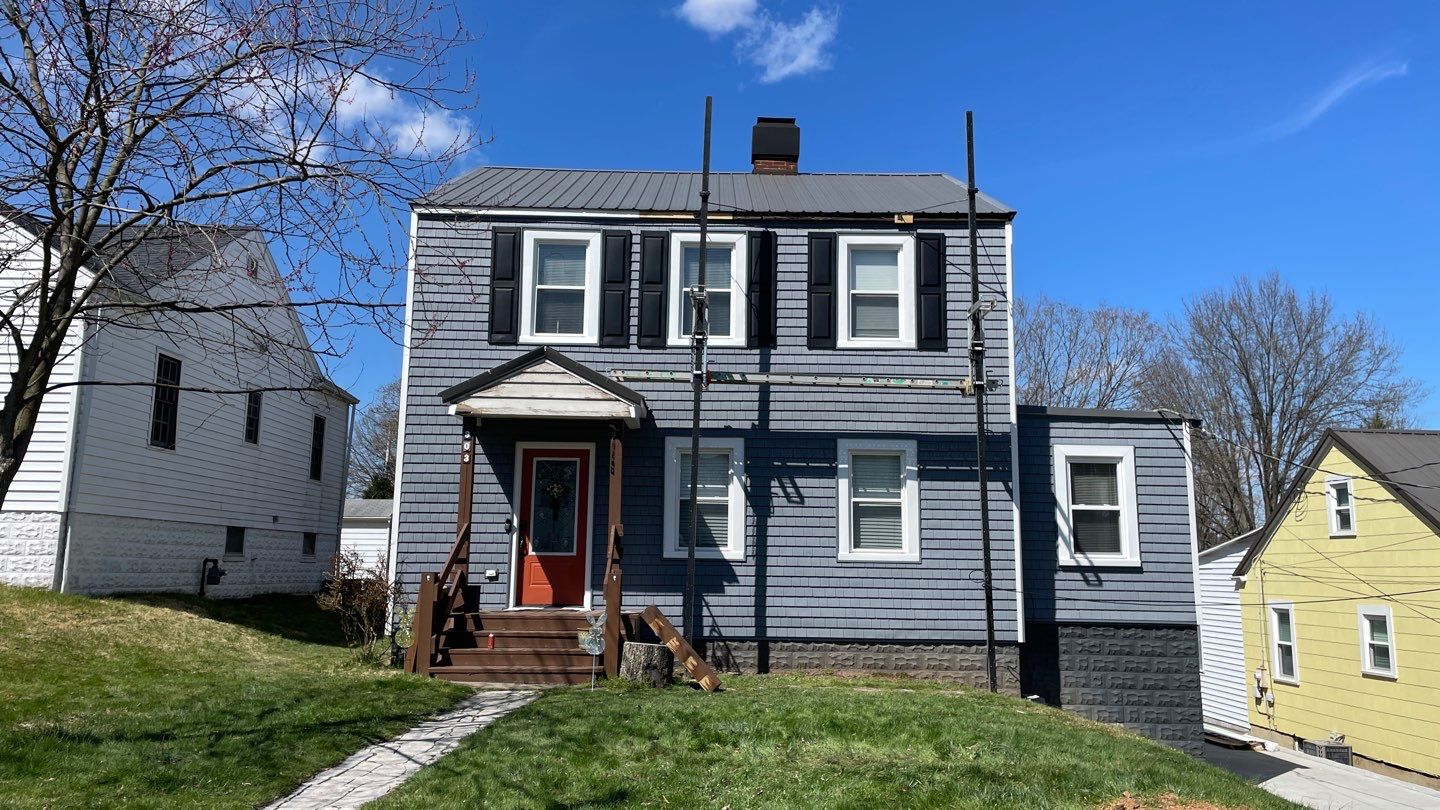 Siding Installation using Exterior Portfolio Portsmouth Vinyl Cedar Shakes by Secure Construction Company Inc
