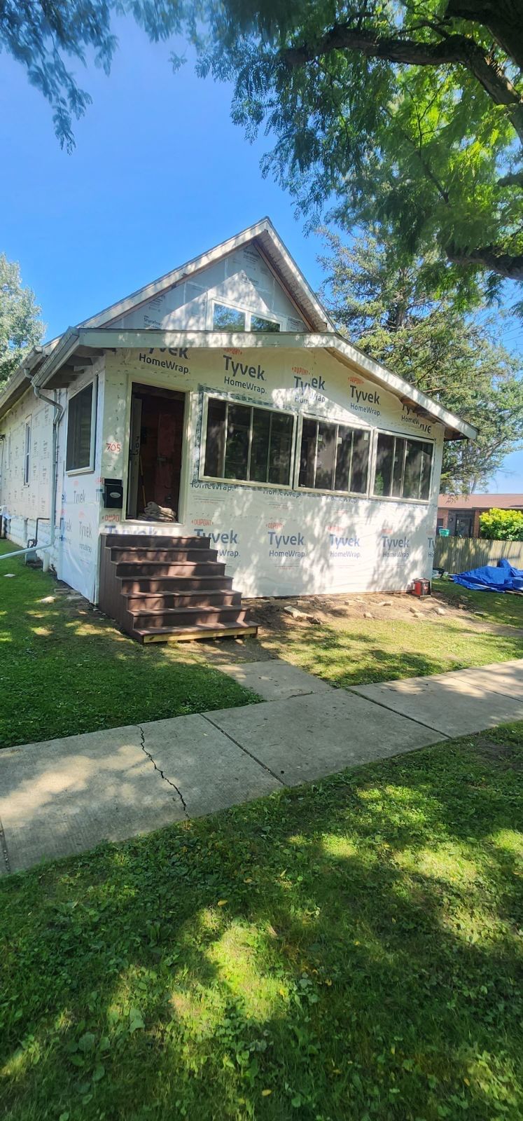 Exterior Siding and Window Replacement by Ivy Lea Construction