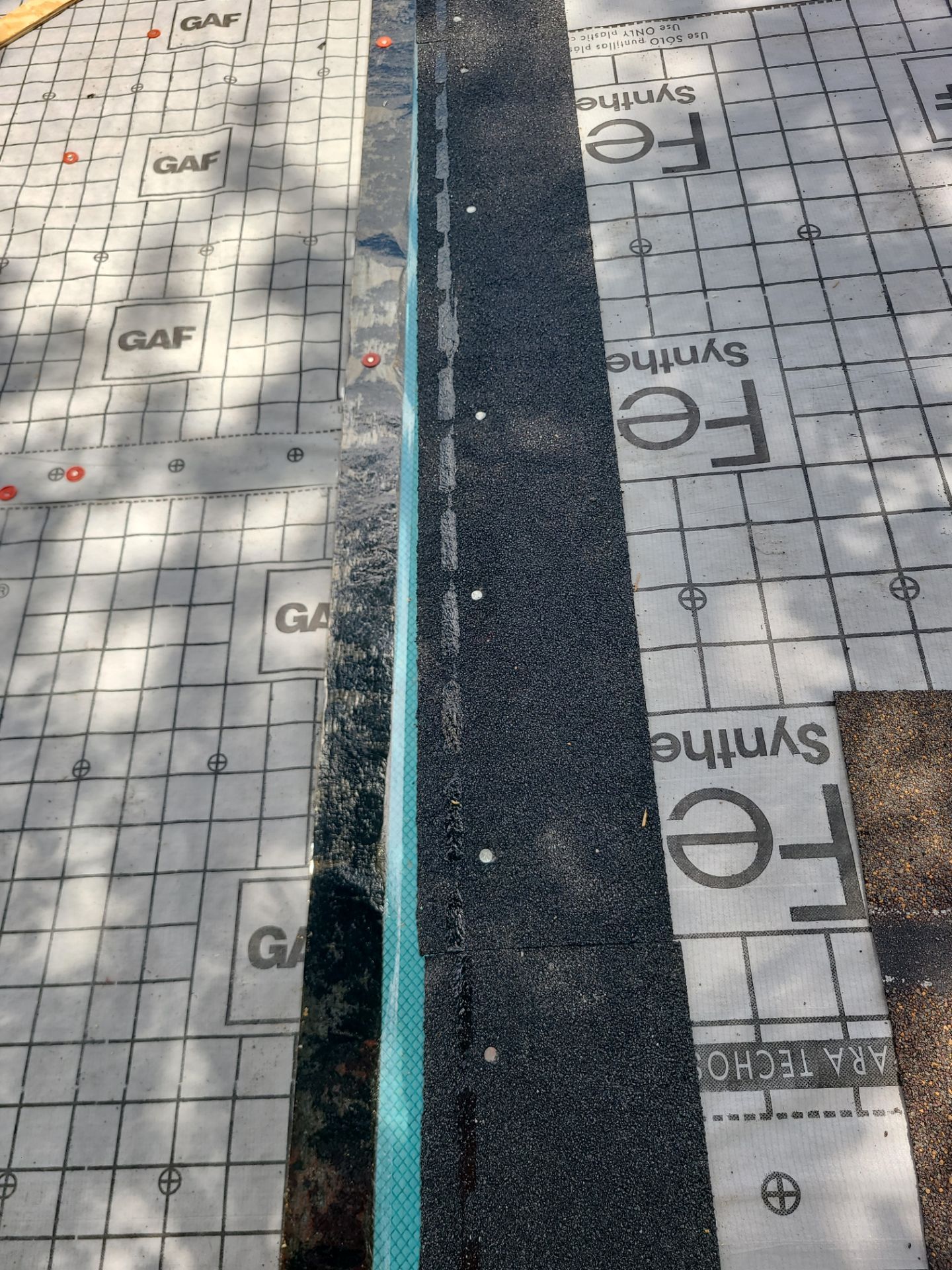 Roof Replacement Houston by Roof Repair Company