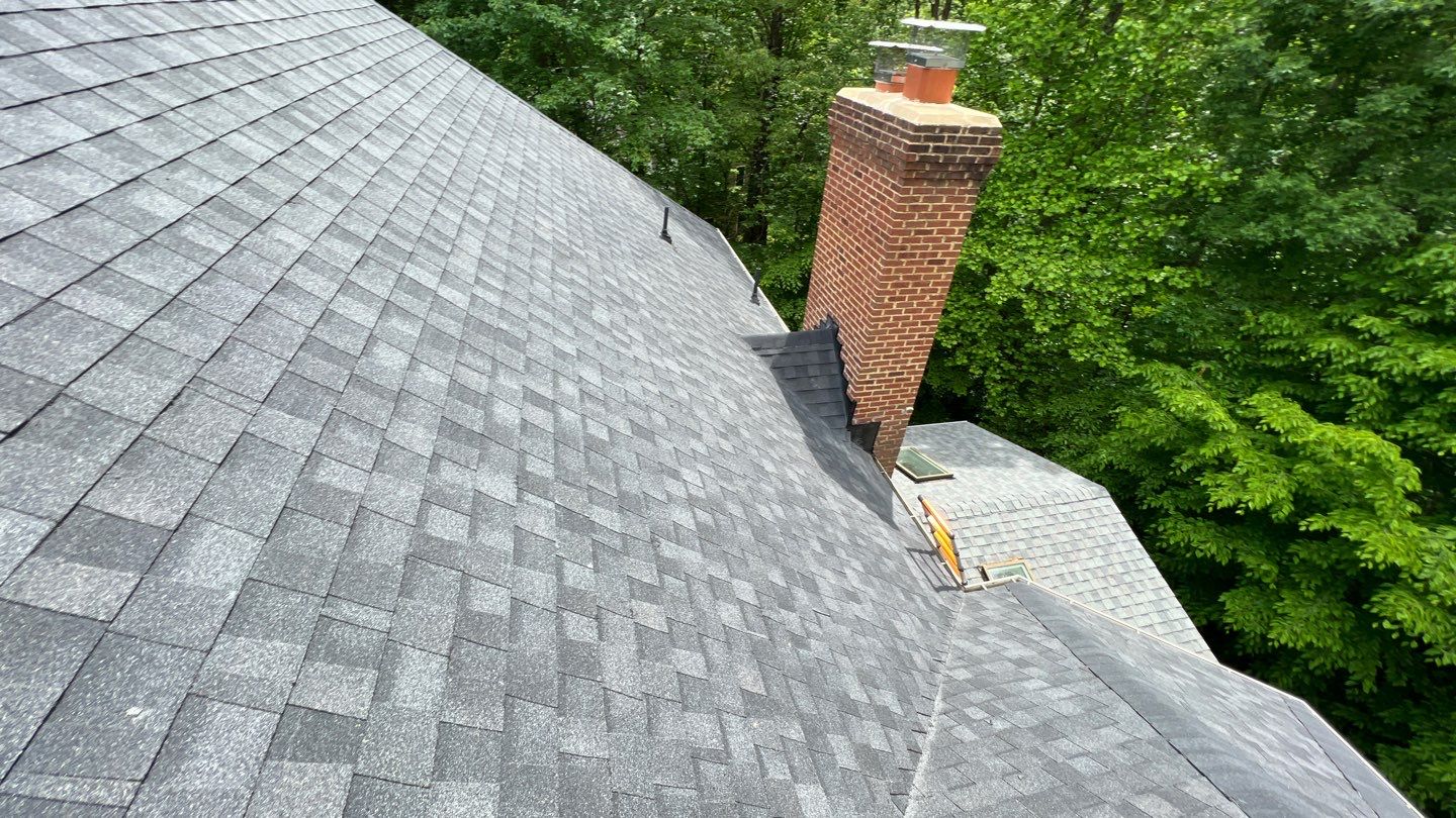 Clifton - CertainTeed Landmark Charcoal Black by RM Banning, Inc.