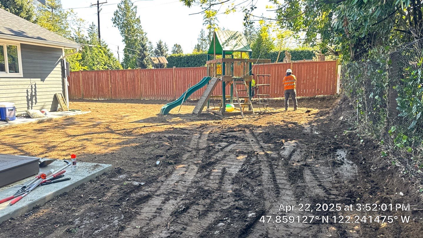 Backyard Renovation | Lynnwood  by Jireh Asphalt & Concrete Inc 