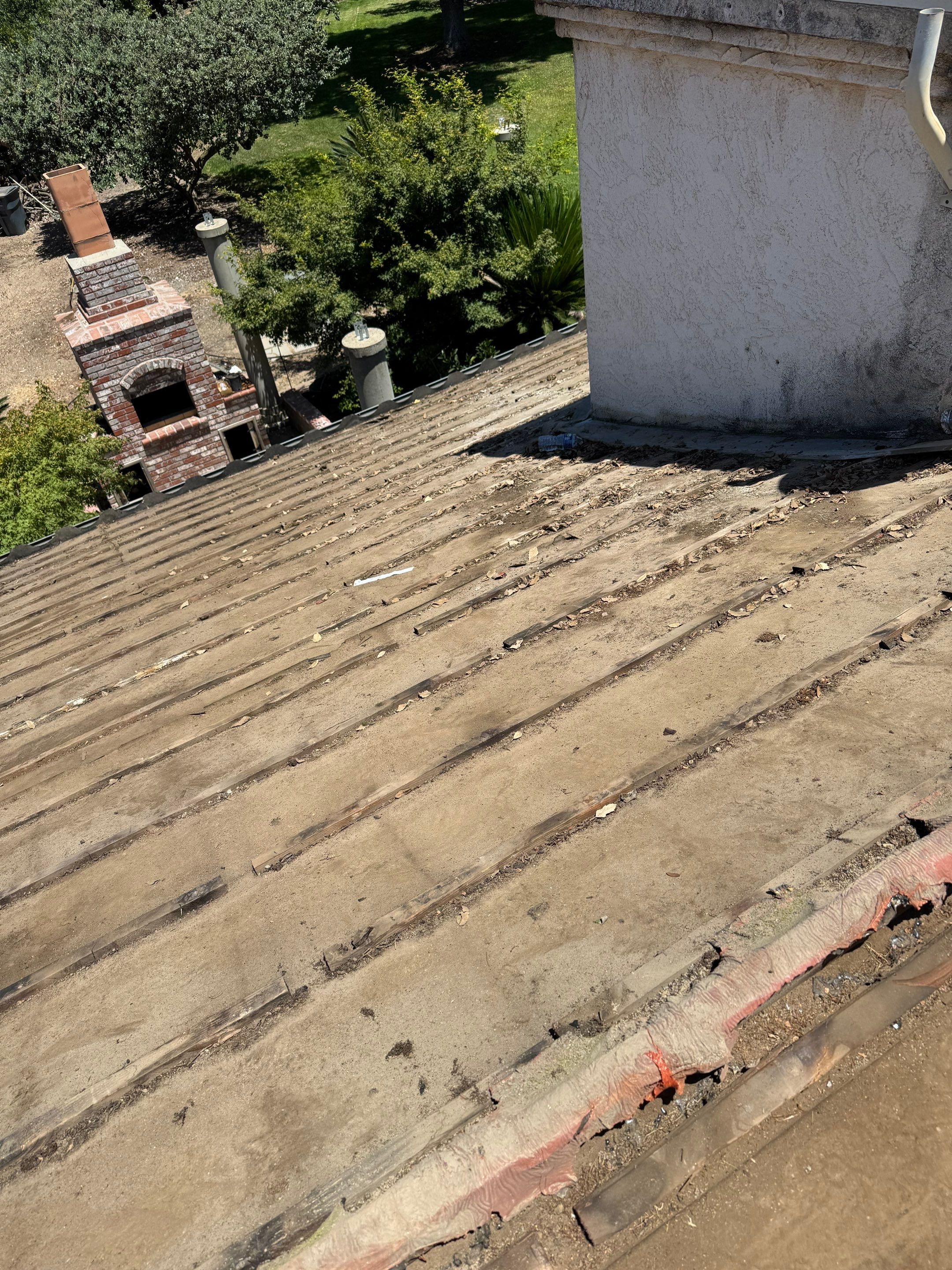 Presidential shingle roof by Straight Edge Roofing Inc