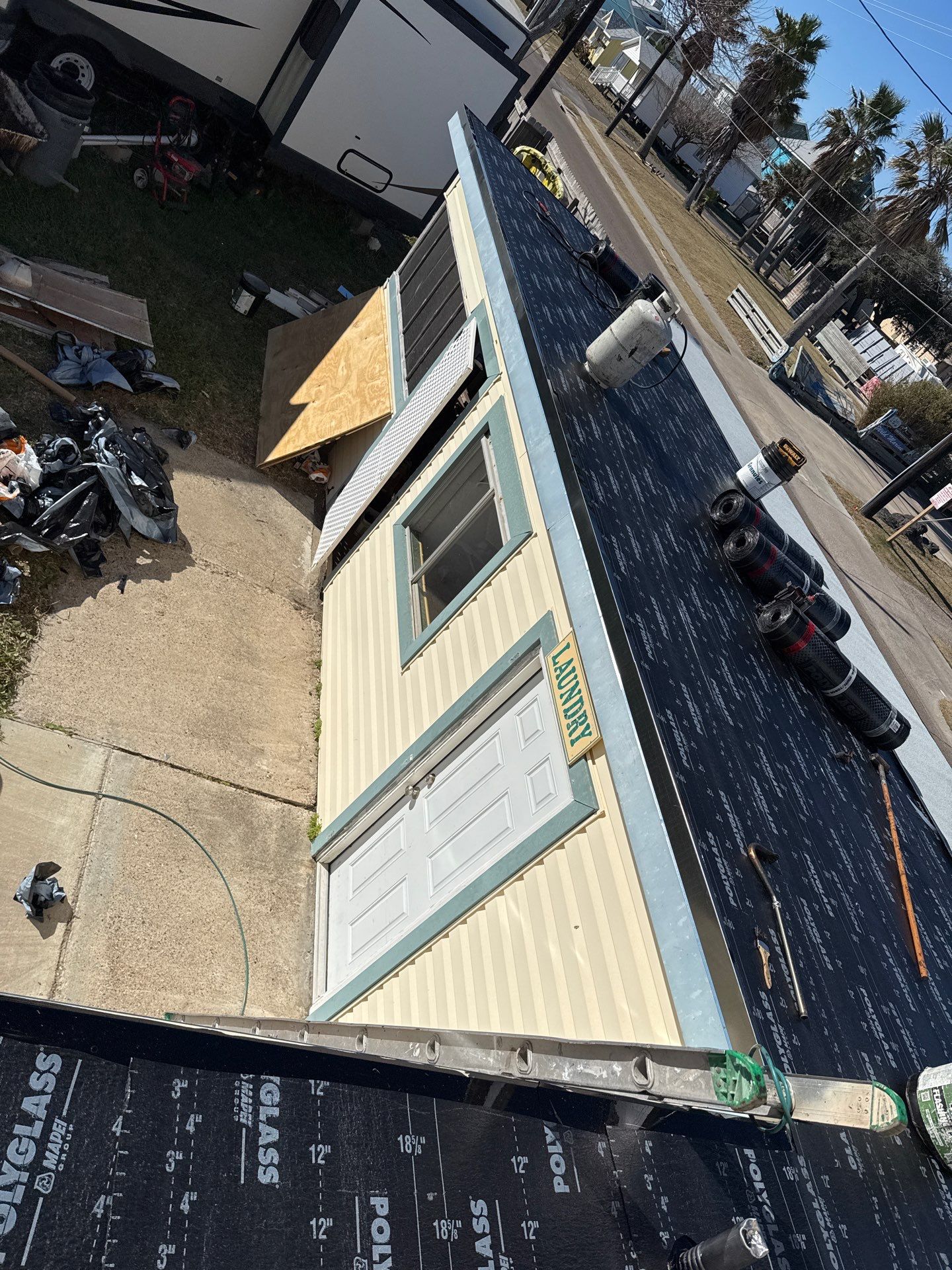 Mustang Island Flat Top by Bayfront Roofing and Construction