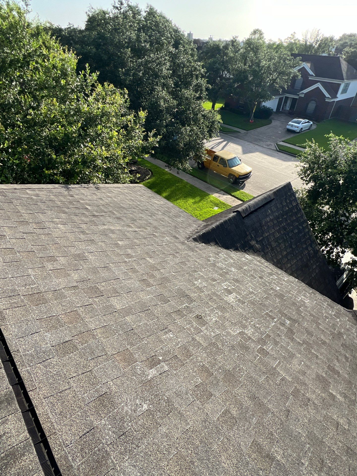 Hail Damage using Owen's Corning Duration (Lifetime) Shingles by Roof Repair Company