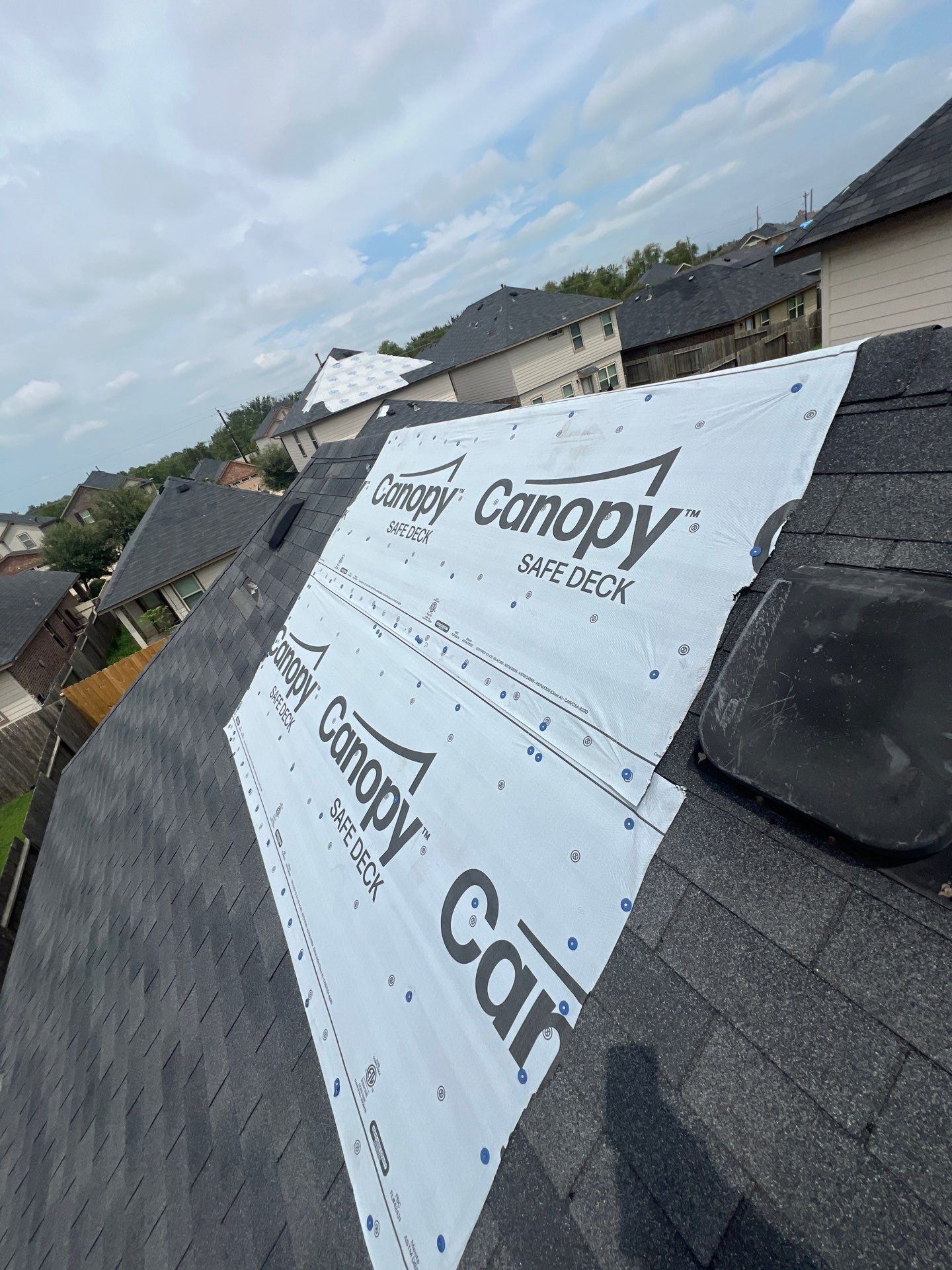 Residential Roofing Repair using Owen's Corning Duration (Lifetime) Shingles by Roof Repair Company