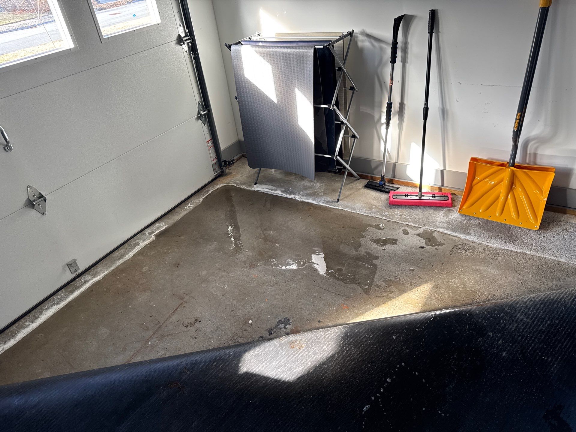 Garage in Nashua, NH 03062 by Symphony Concrete Coatings