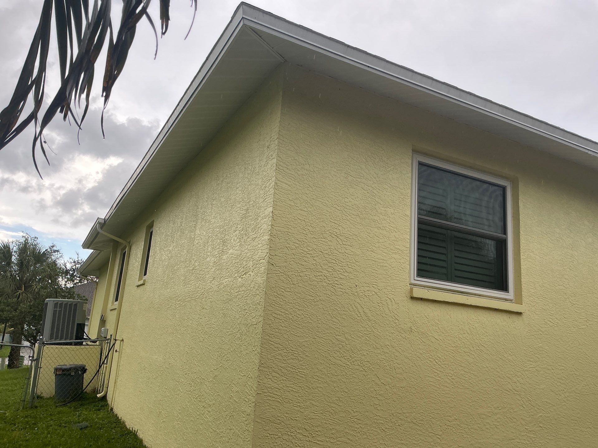 6-Inch Seamless Gutters in Fort Myers FL by Gutter Professors