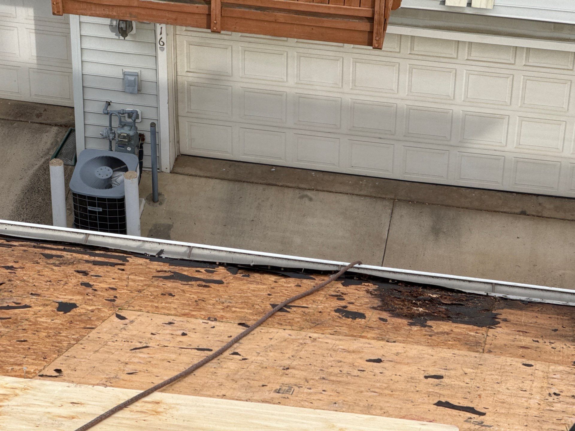 Alexandria: Residential Roof Replacement with CertainTeed Landmark in Georgetown Gray by RM Banning, Inc.