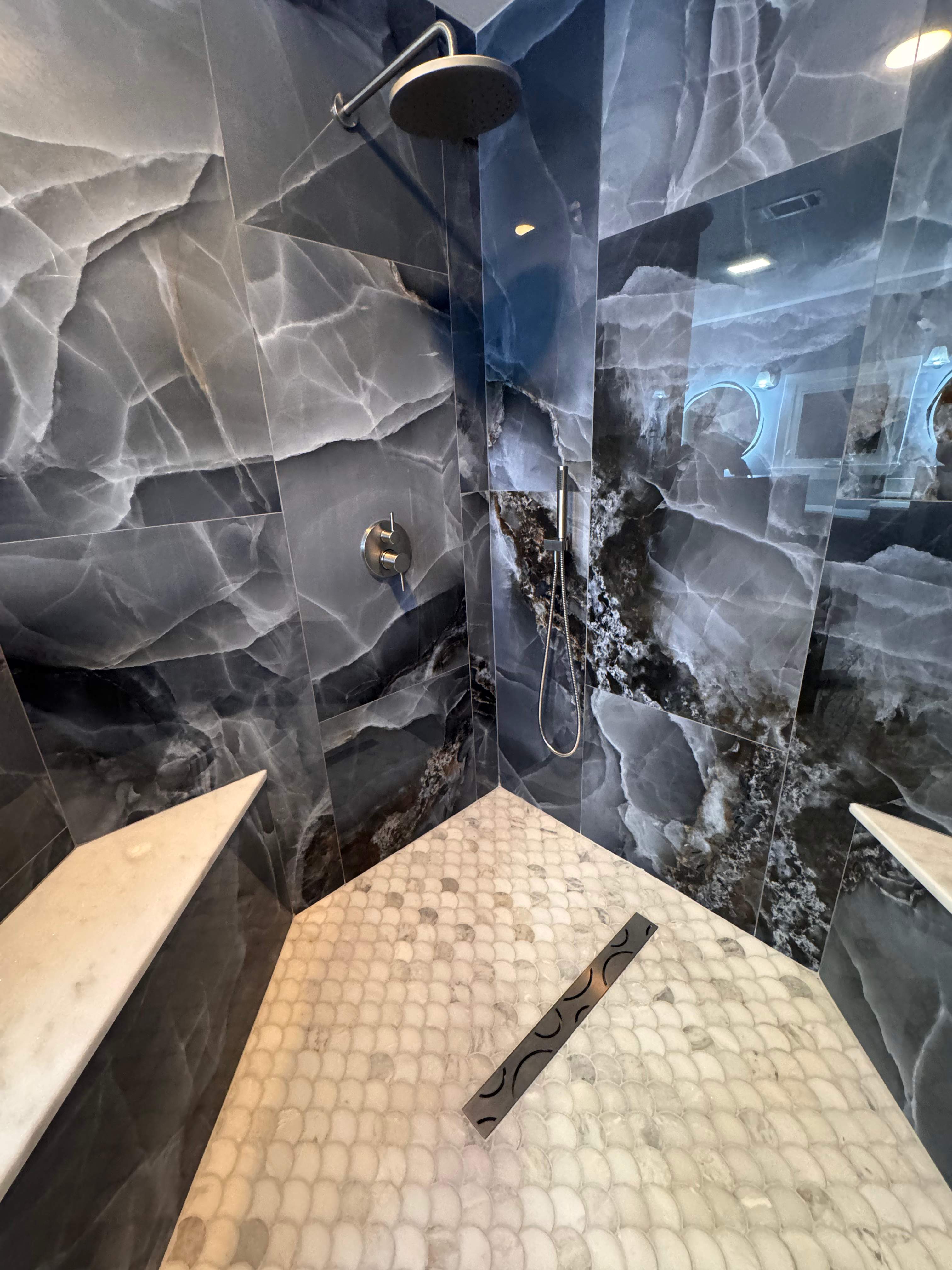 Master bathroom renovation by Prudencio