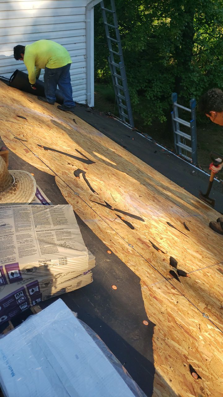 Marshall Roofing Project - Landmark Pro Max Def Pewterwood Designer Shingles by RM Banning, Inc.