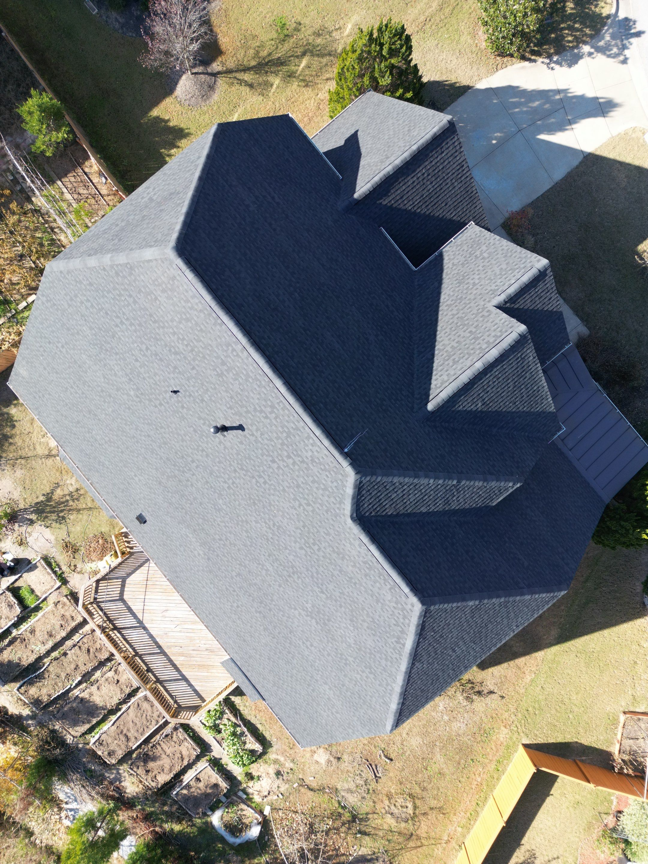 GAF Timberline HDZ Charcoal  by Pro Performance Roofing