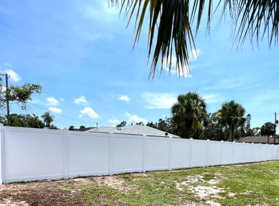 Vinyl Fence Installation using Vinyl Privacy Fence 