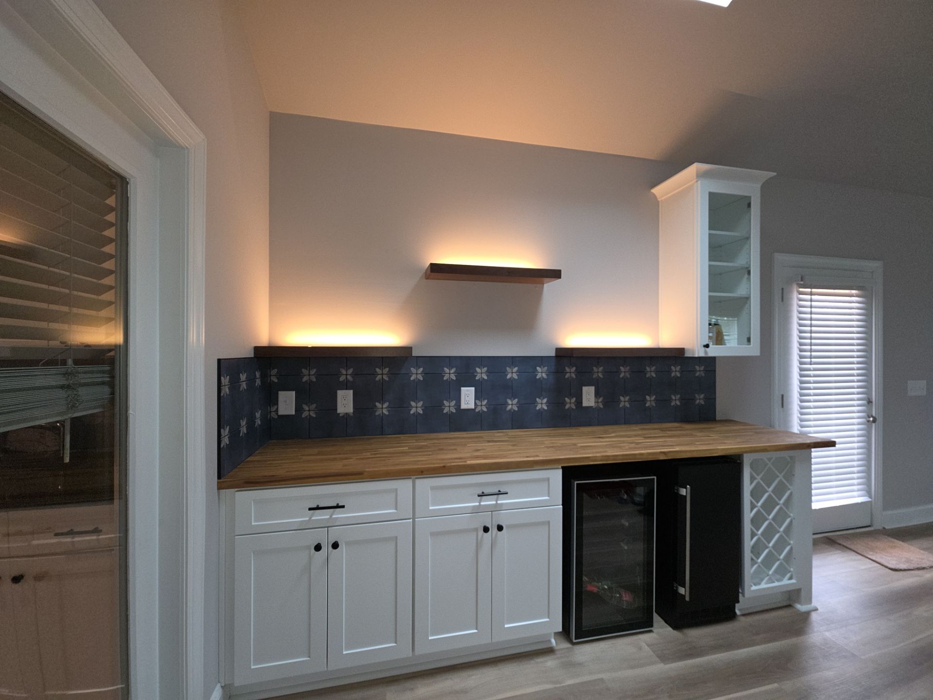 Four Season Addition by Ajayi Design and Construction 