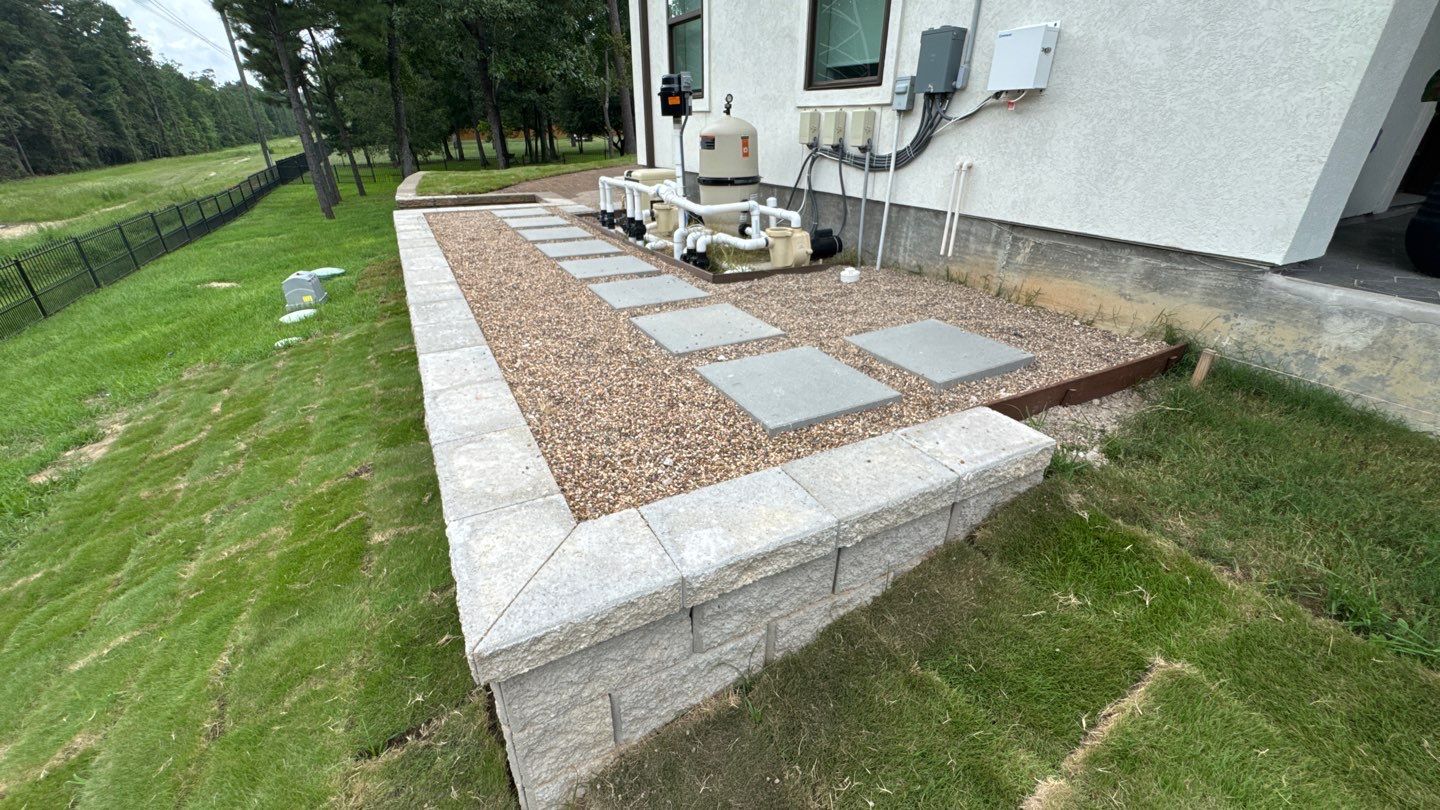 🏡 Duane’s Complete Retainer Wall & Hardscape Walkway by Texas Urban Elements