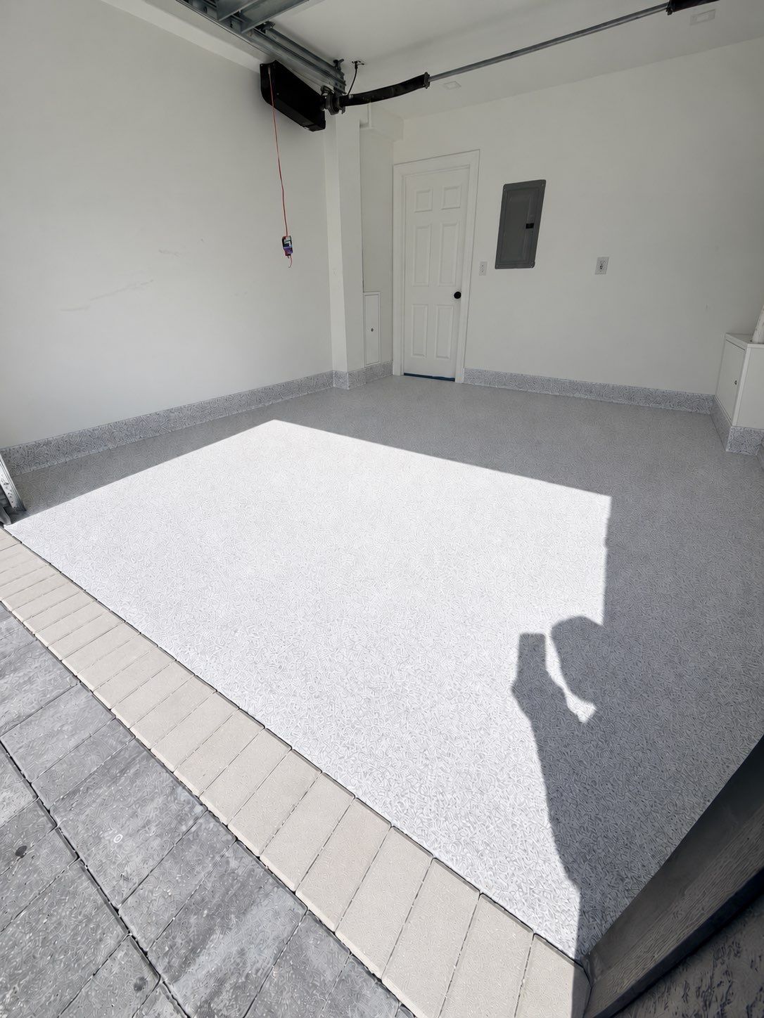 “Custom Flake Blend” Garage in Marathon, FL by Tropical Epoxy Coatings & Creations LLC