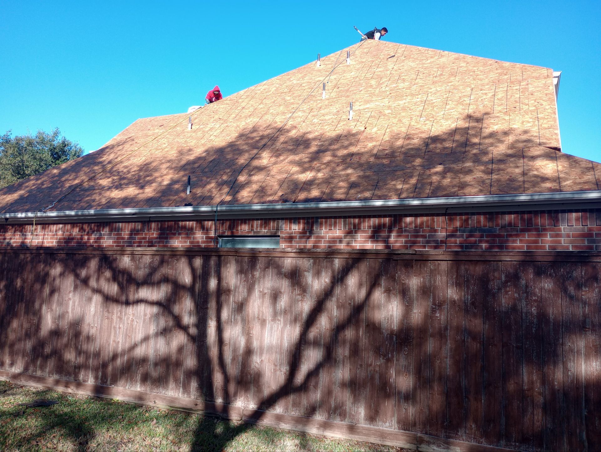 Residential Roofing Installation using Owen's Corning Duration (Lifetime) Shingles by Roof Repair Company