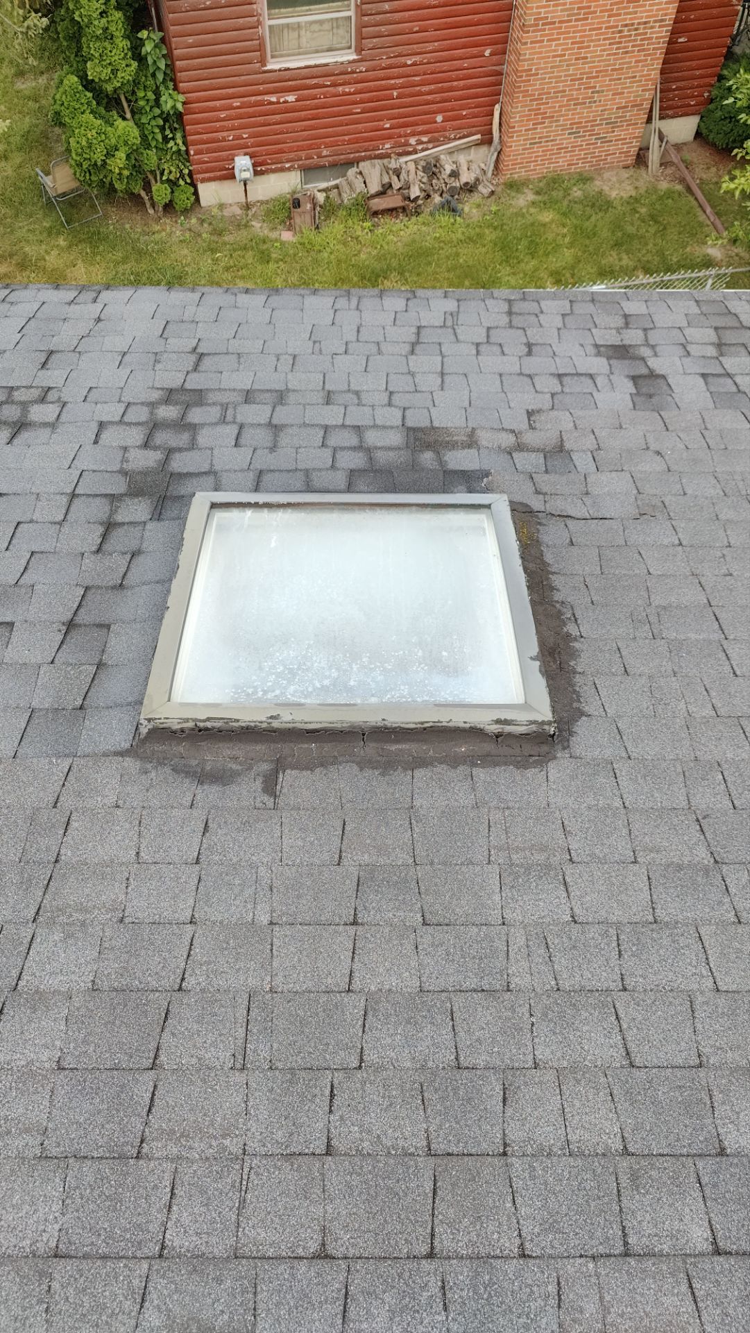 Roof Replacement using Owens Corning Onyx Black by 180 Contractors