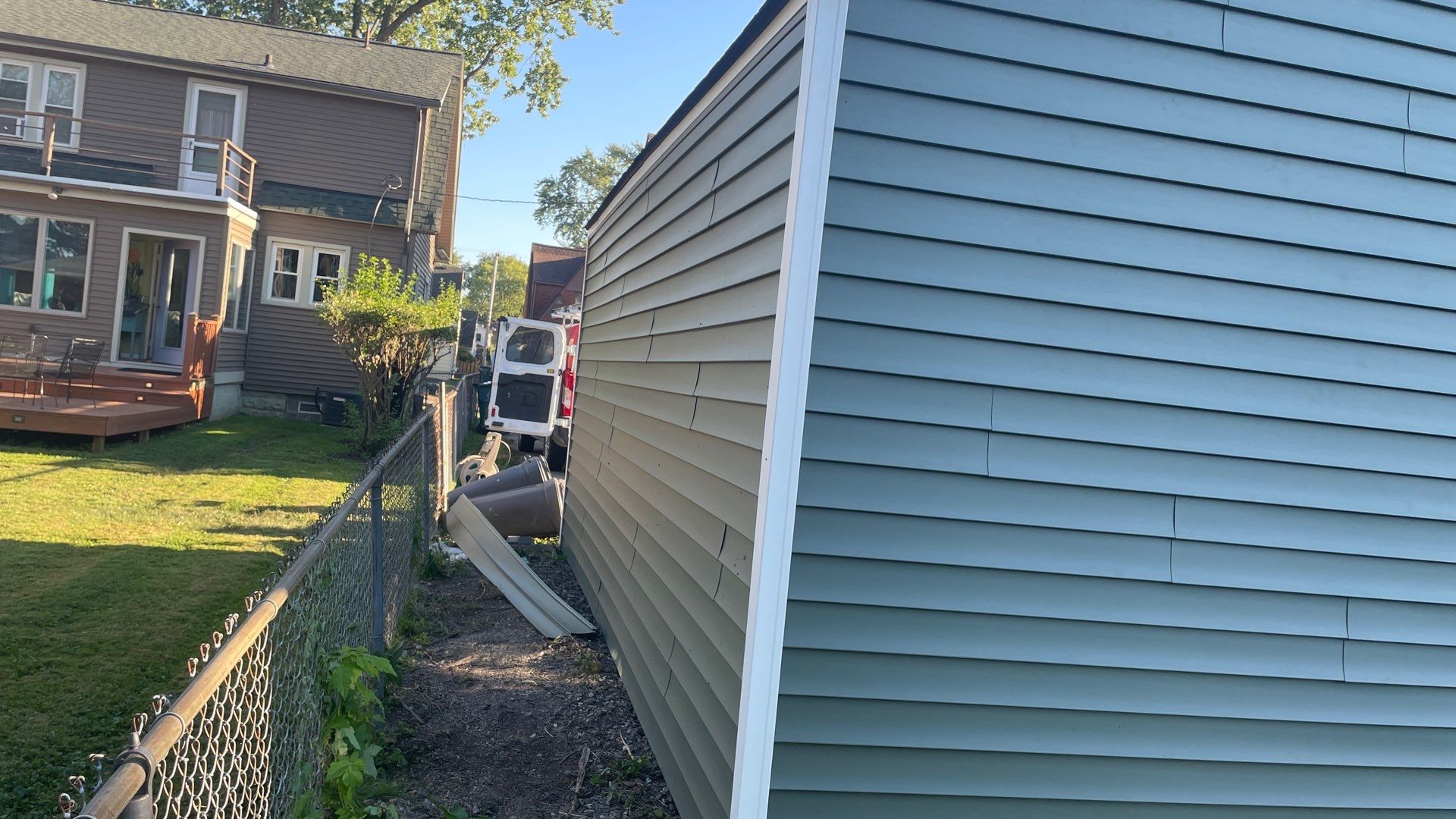 Siding Replacement using CertainTeed Restoration Classic D5 Forest Green by 180 Contractors