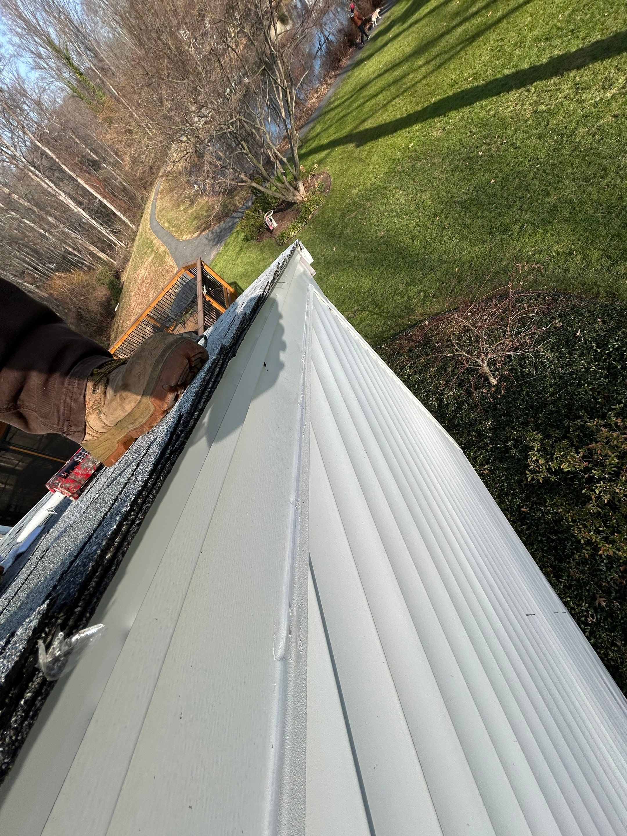 Burke: Residential Roof Replacement with CertainTeed Landmark Pro in Max Def Cobblestone by RM Banning, Inc.