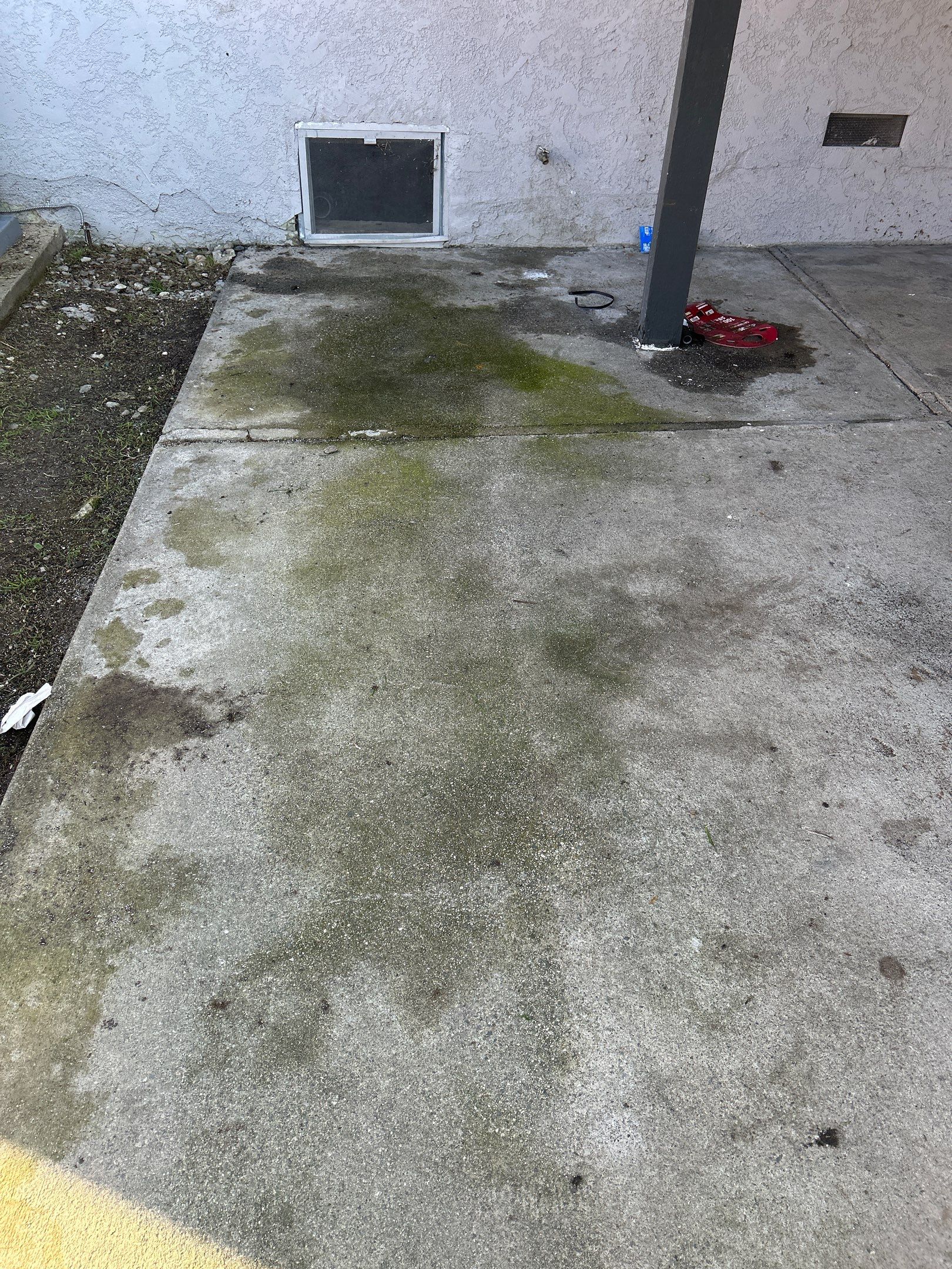 Hot Water Concrete Cleaning Driveway & Patio In La Mirada, CA by La Power Washing Inc