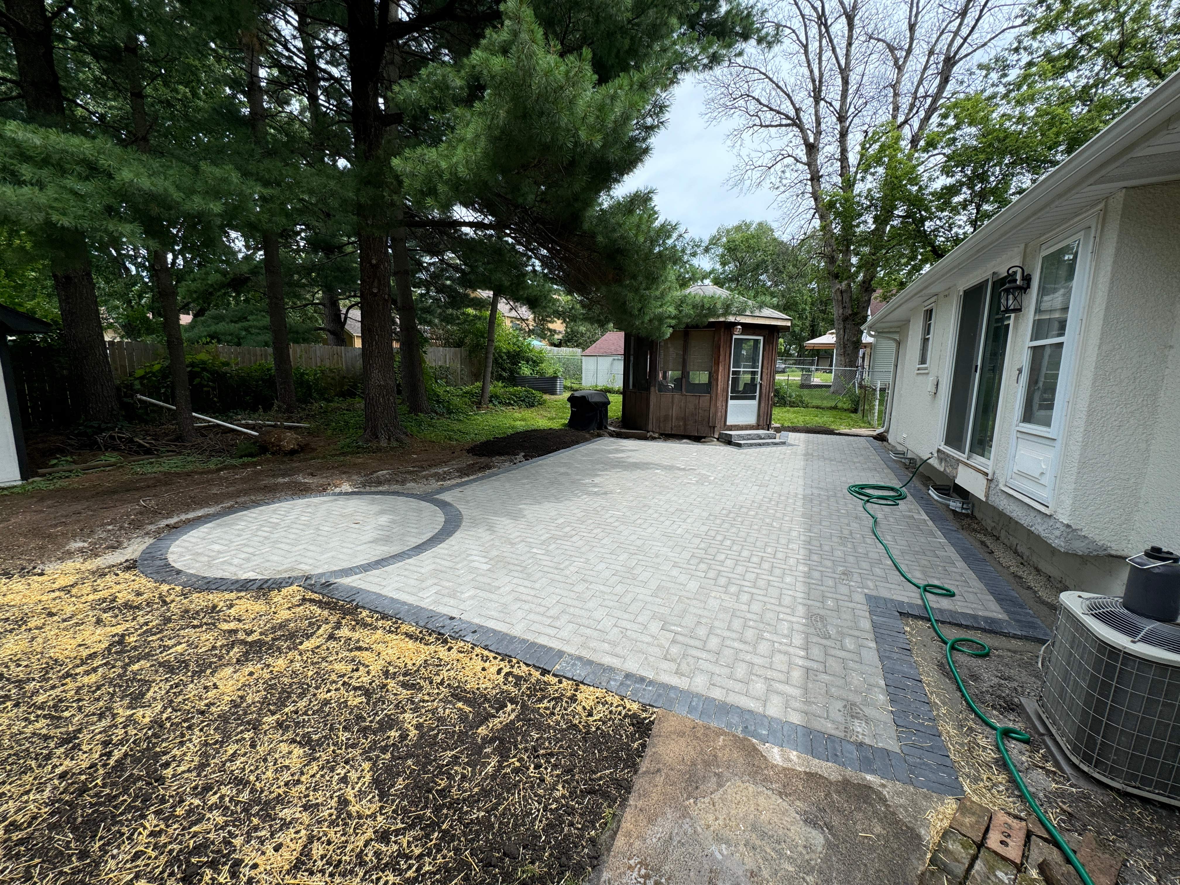 Patio  by Sota landscaping
