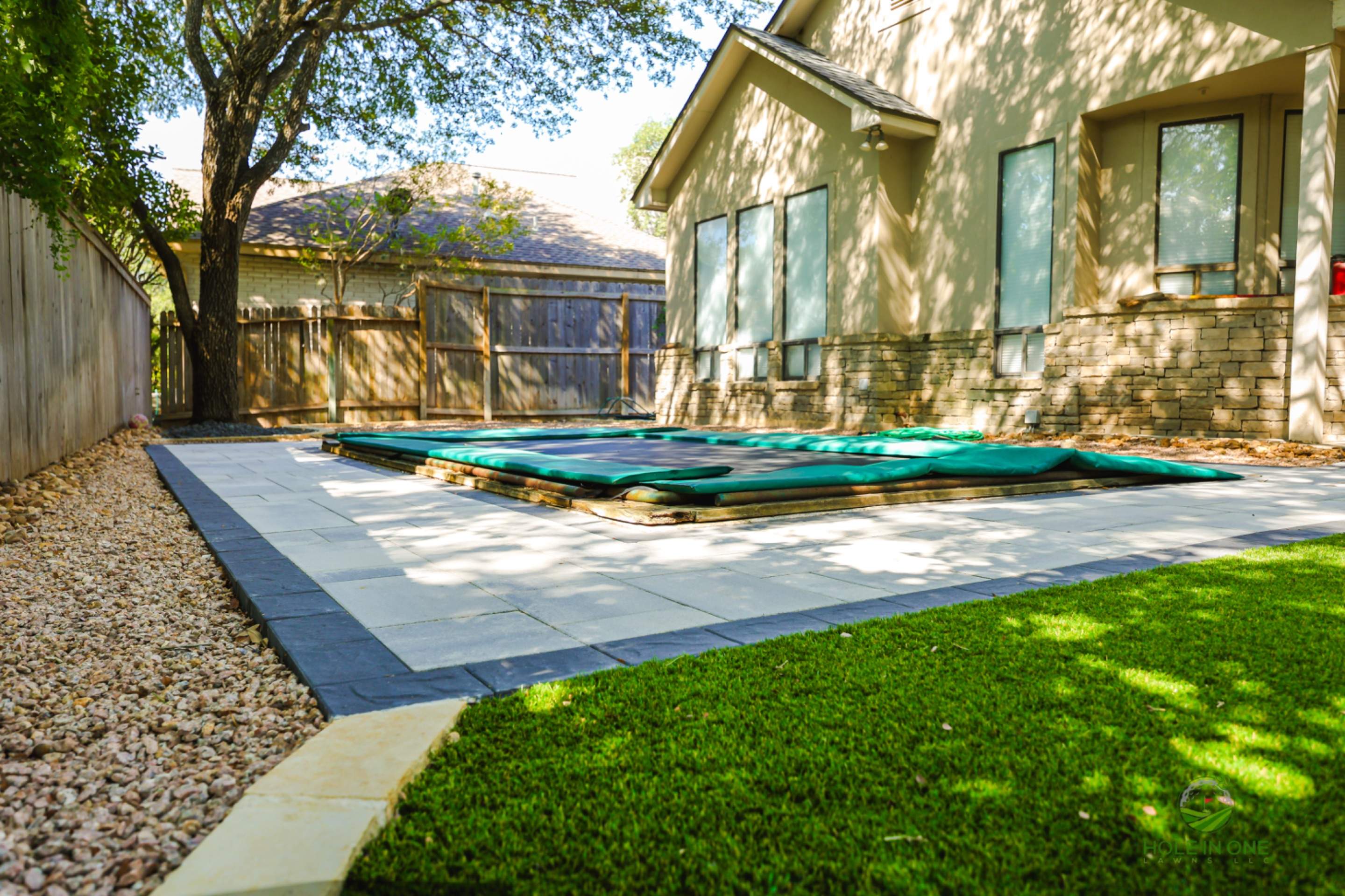 Chase Oak, San Antonio Tx. by Hole In One Lawns, LLC