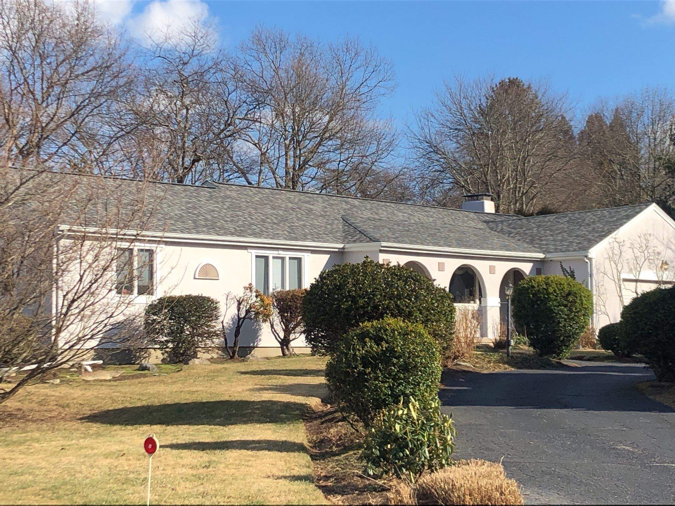 Colonial Slate Roofs by Pinnacle Roofing & Skylights