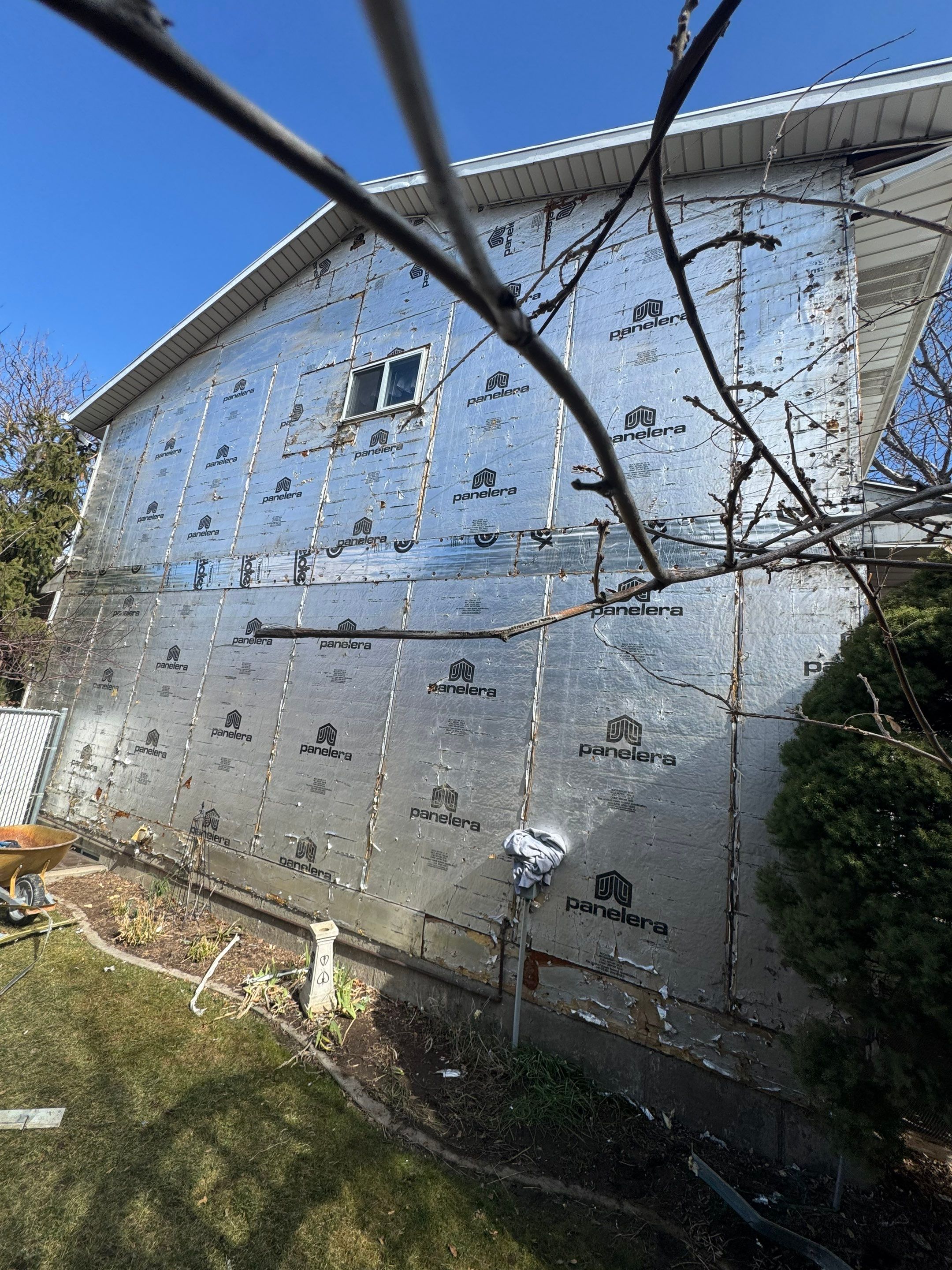 Lindon | Hardie & Steel Mixed Siding | Pearl Gray by Ideal Siding Utah