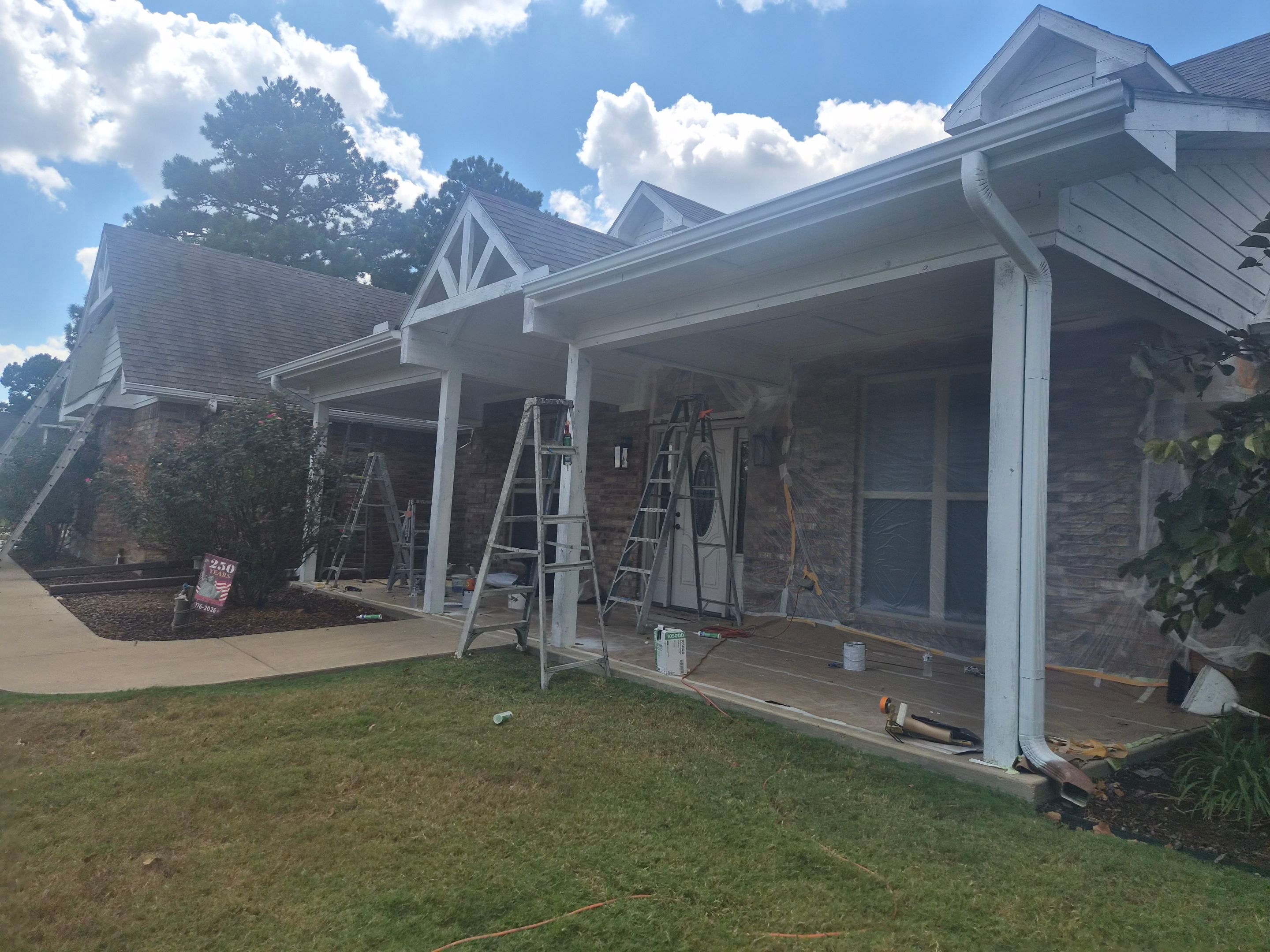 From Dated Brown to Modern Contrast: A Mineola Exterior Transformation by Quality Coats Painting
