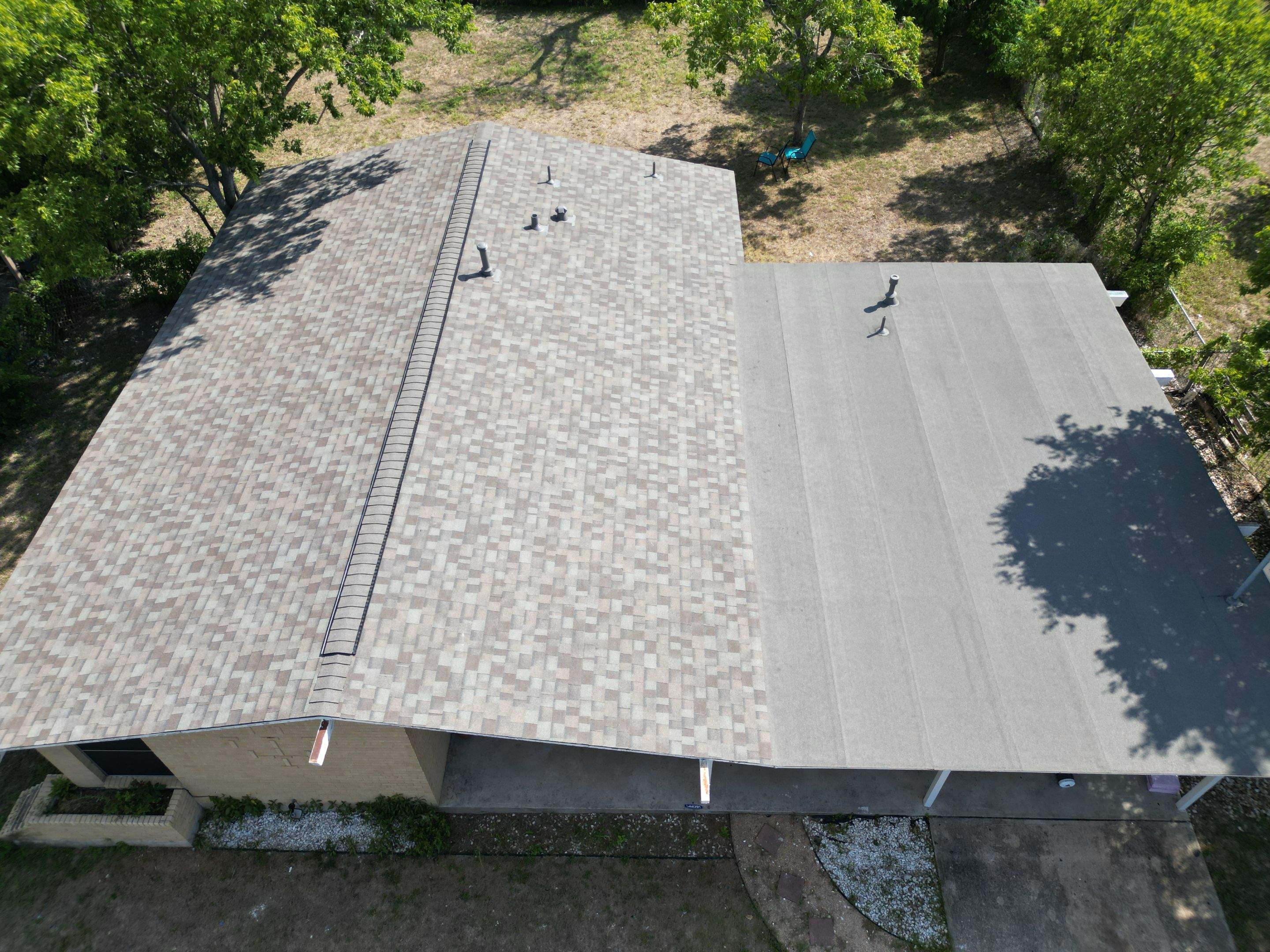 Driftwood - Owens Corning TruDefinition Duration  by RoofsOnly.com