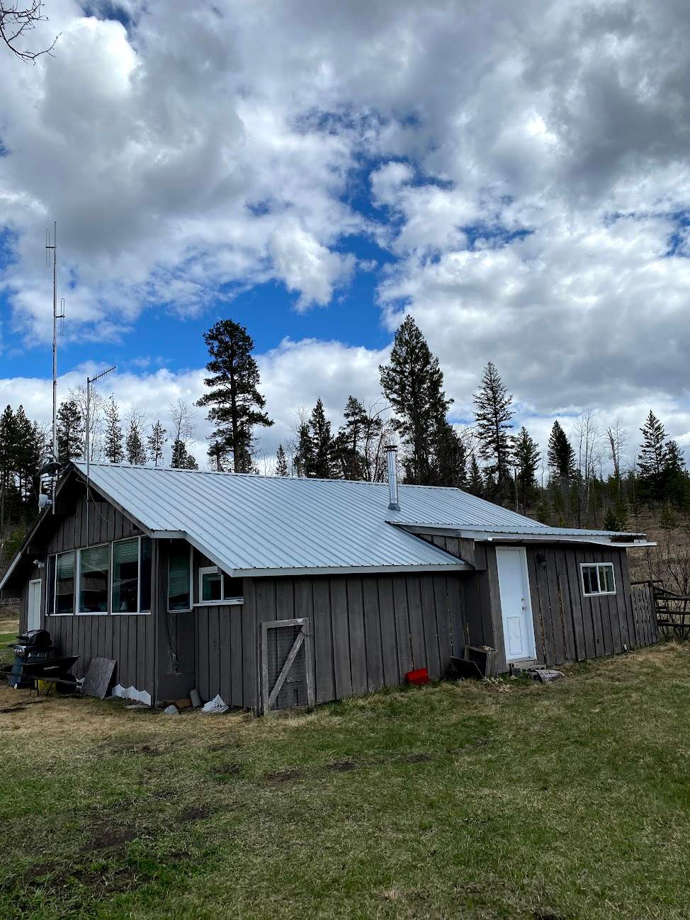 Residential Roofing Installation using Duraclad 26ga by Top Notch Roofing Inc