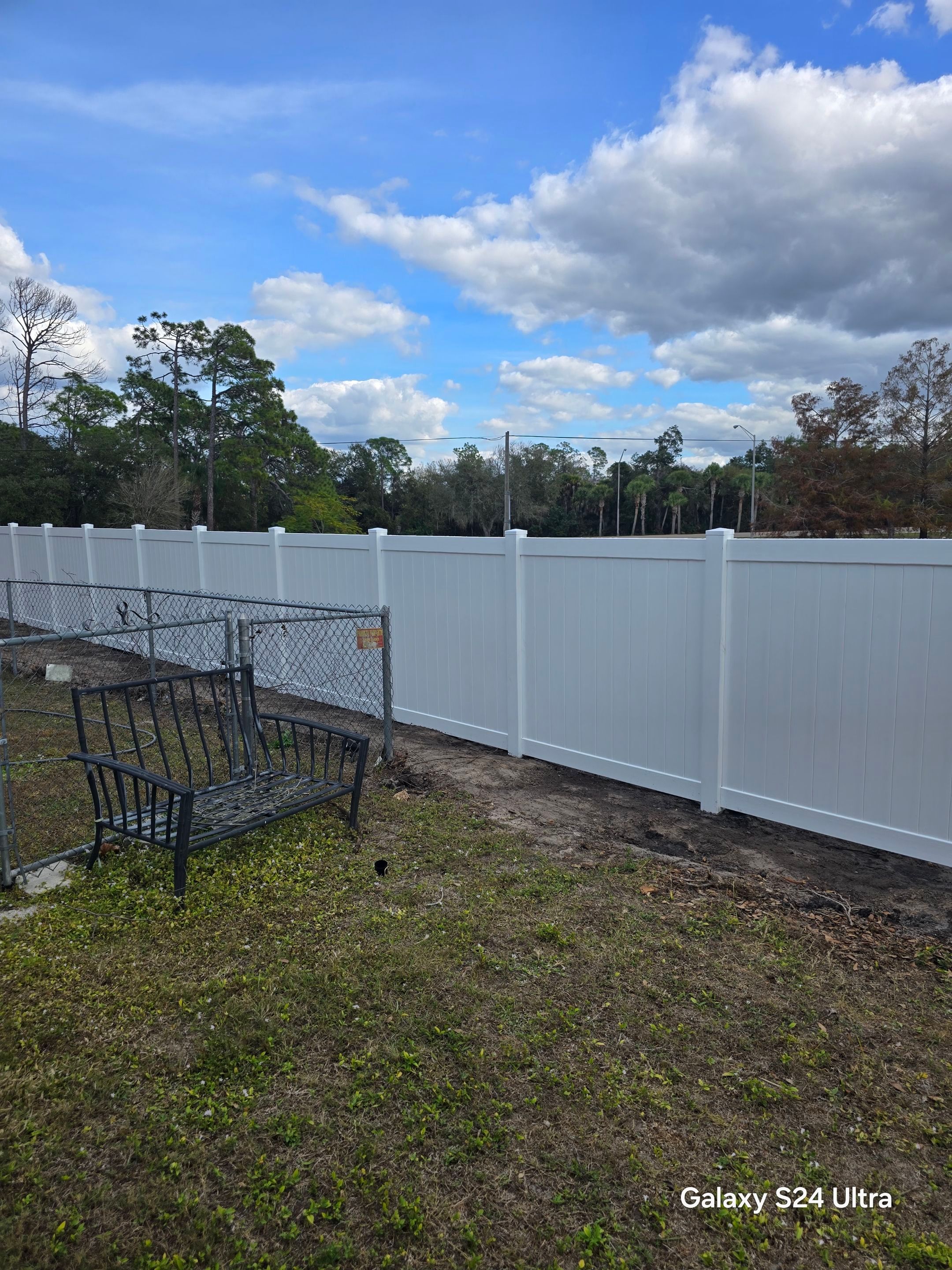 Vinyl Fence Install in North Port by True Fence LLC
