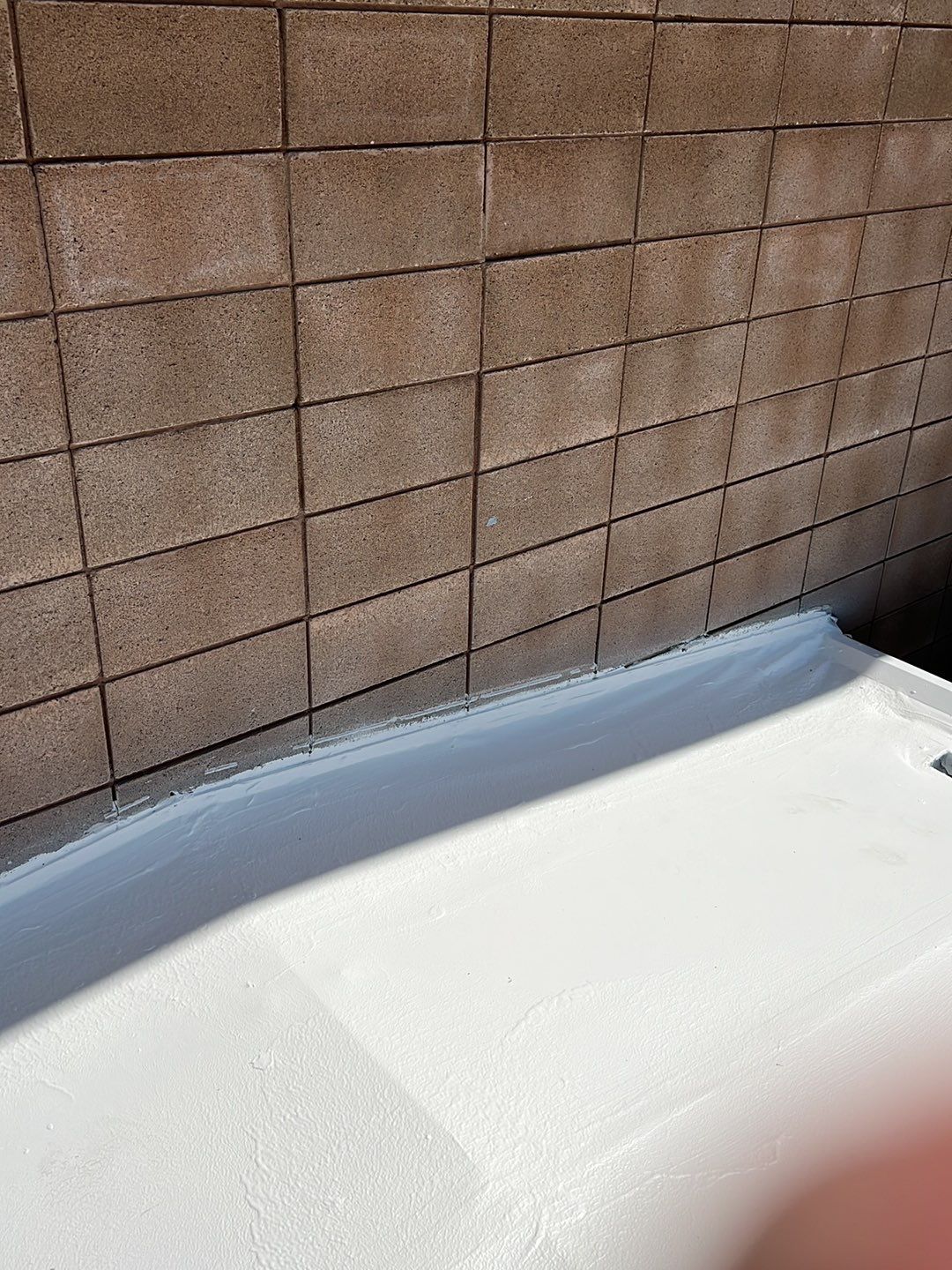 MR Roofing system using Benchmark/PUMA XL coatings over TPO single-ply roofing by Straight Edge Roofing Inc