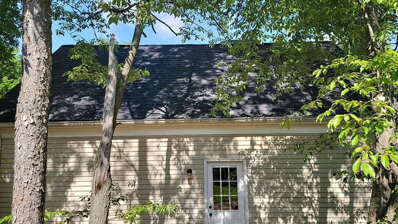 Brand: Atlas Pinnacle Color: Pristine Scotchgarde Black Drip: Black by Eagle Eye Roofing