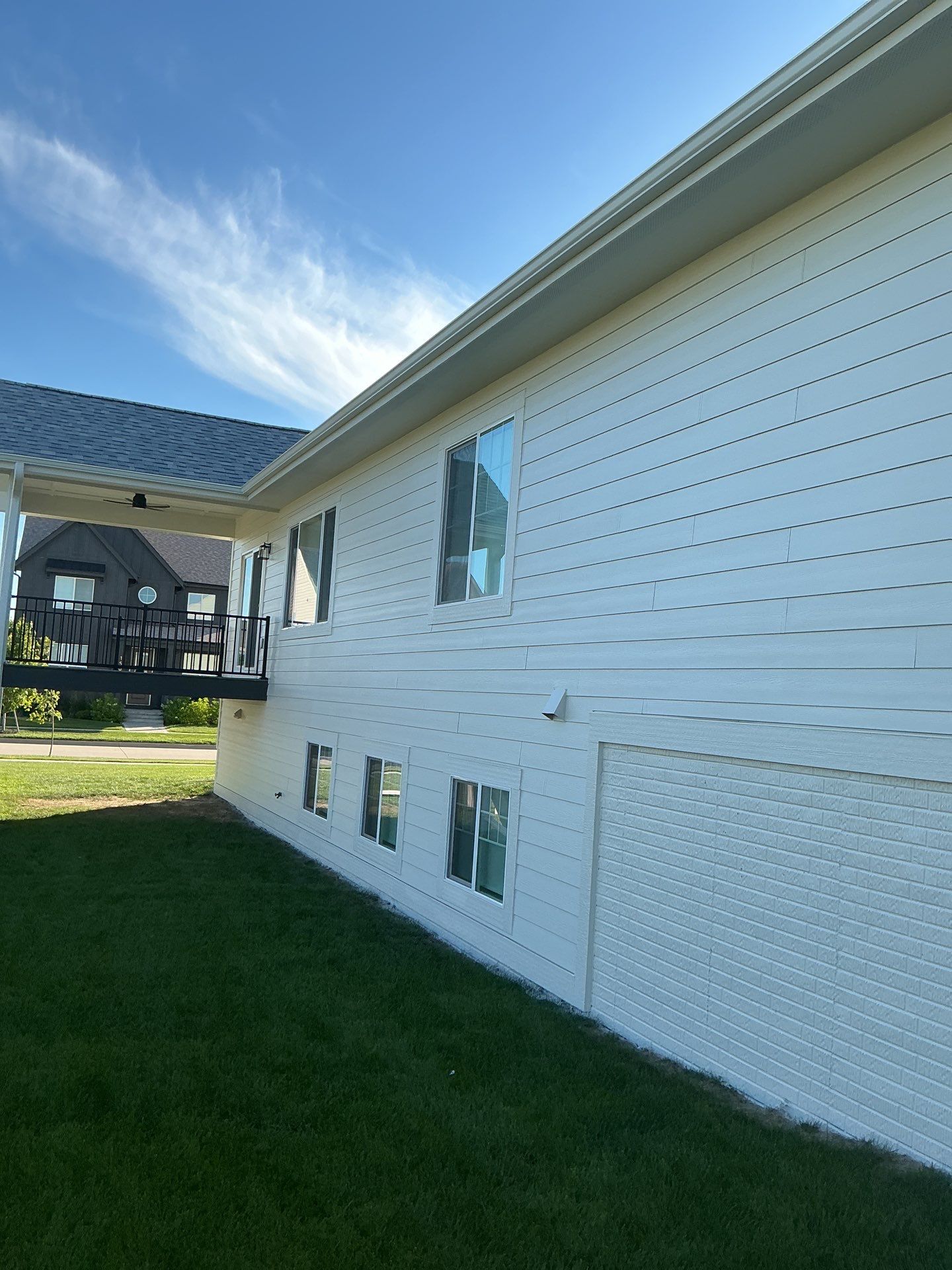 res ext repaint by Midwest Paint LLC