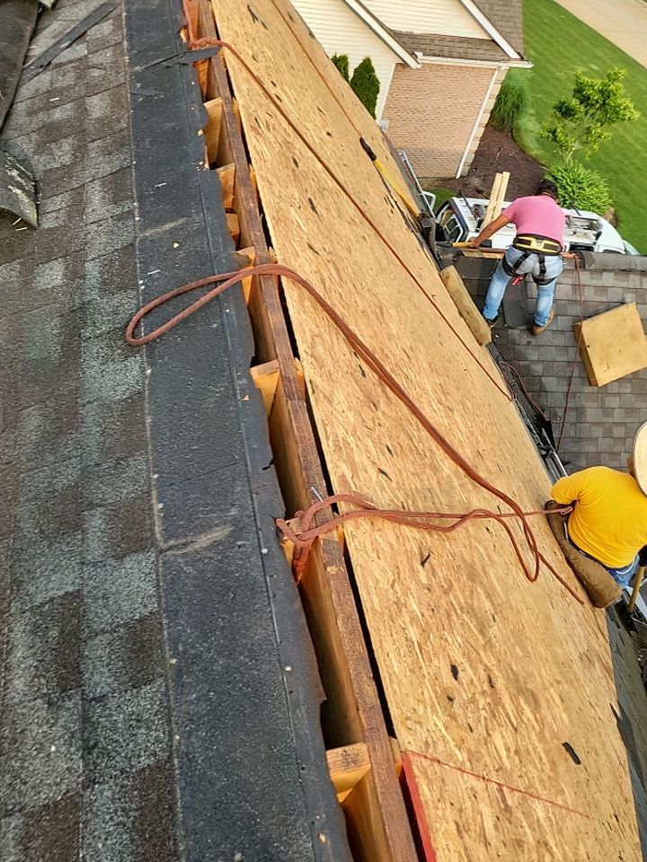 GAF Timberland Color: Pewter Gray by Eagle Eye Roofing