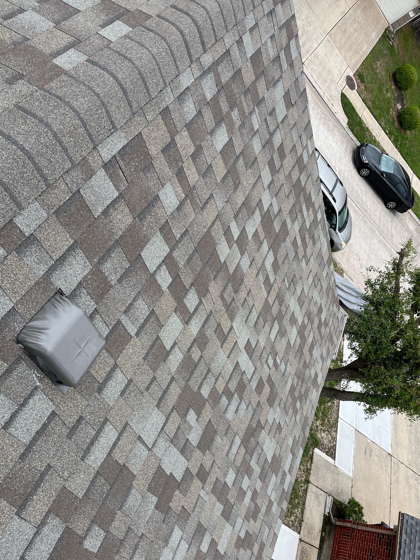 Residential Roofing Installation using Owen's Corning Duration (Lifetime) Shingles by Roof Repair Company