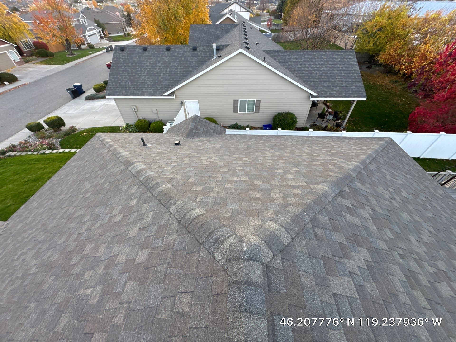 Architectural Asphalt Shingle Roof Replacement in Kennewick, Washington by Alpine Roofing