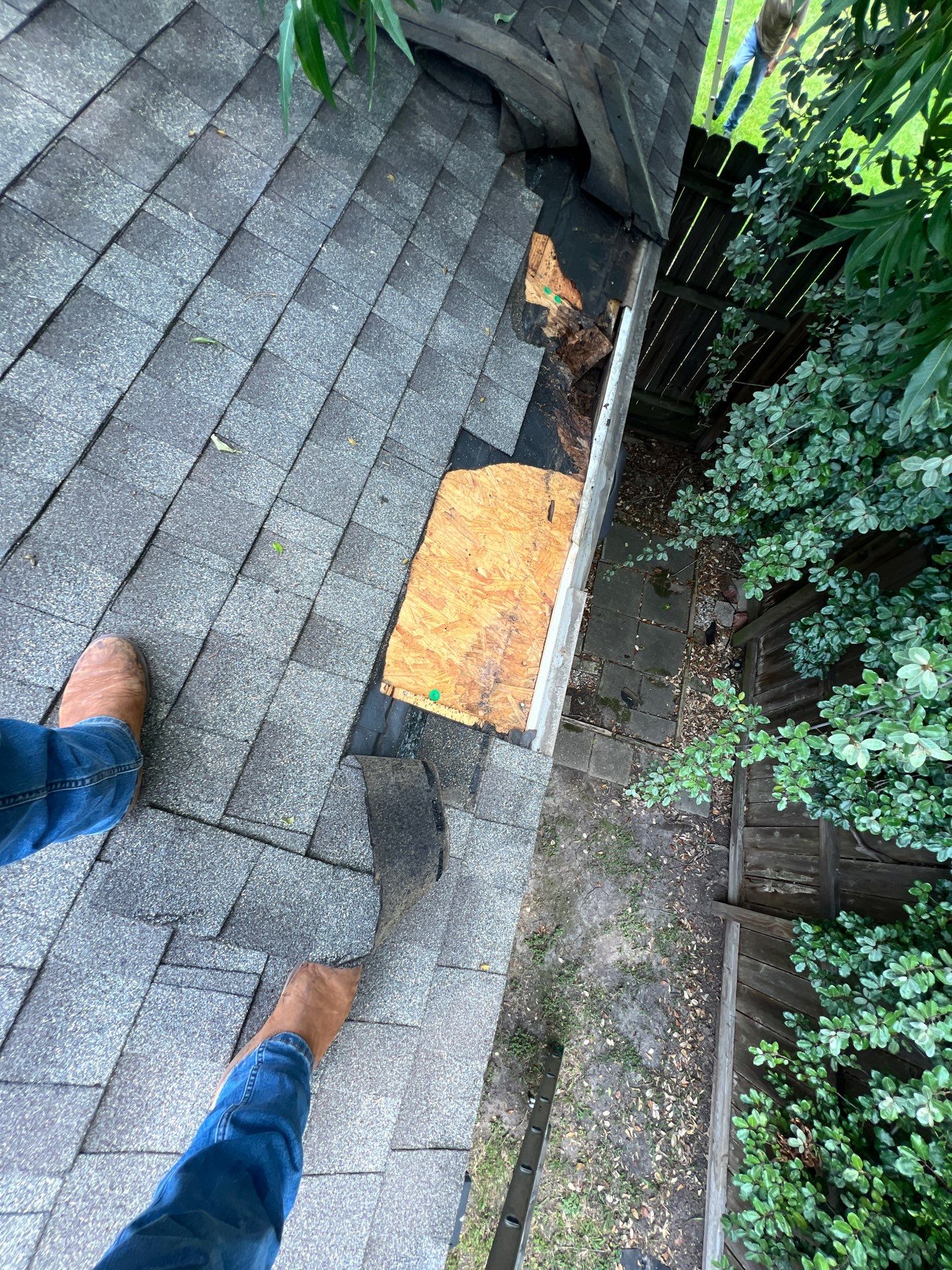 Residential Roofing Repair using Owen's Corning Duration (Lifetime) Shingles by Roof Repair Company