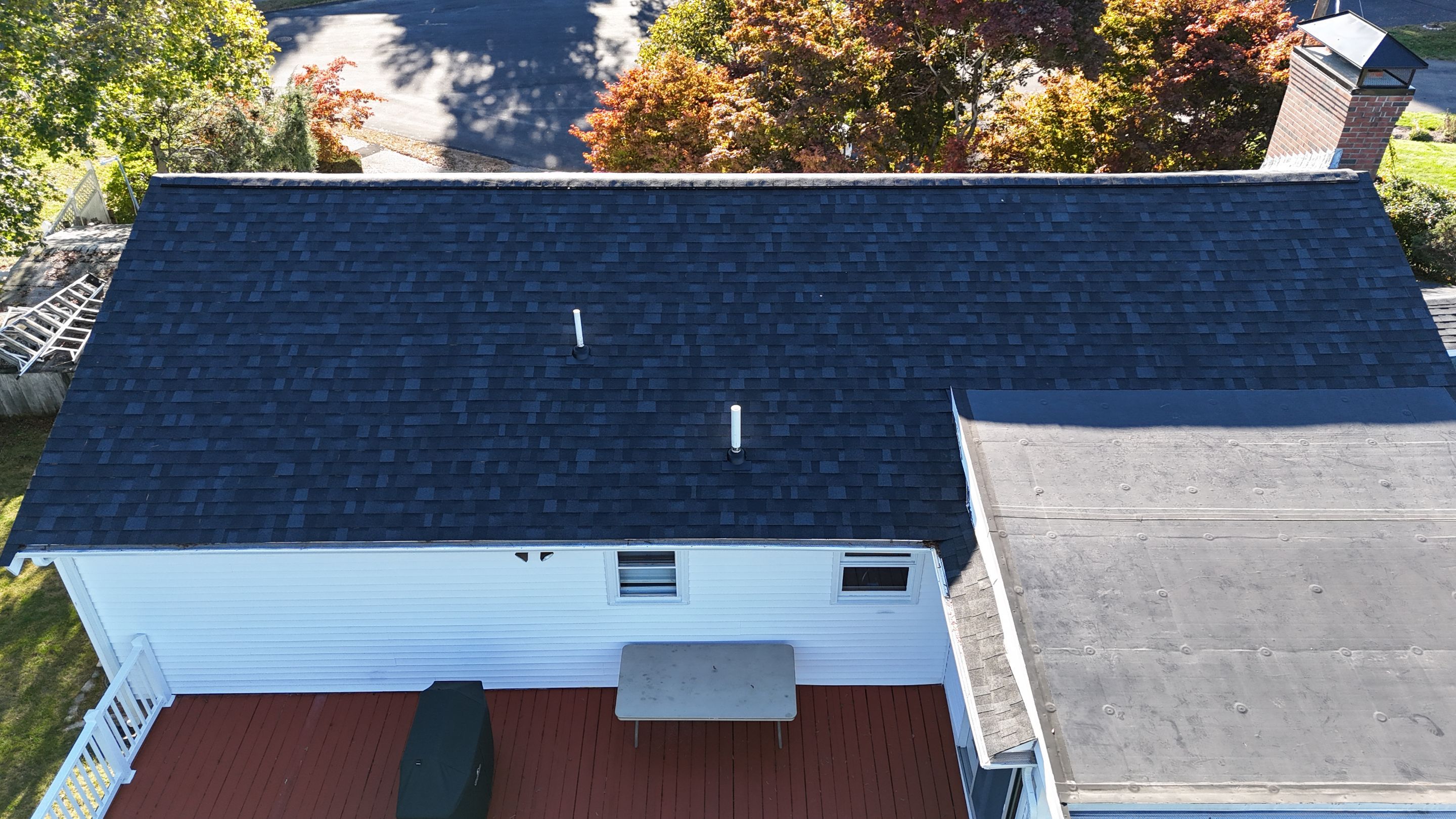 Full Roof Replacement, Rafter Repair & Gutter Upgrade in Norwood, MA – Owens Corning Duration, Onyx Black by JOHNNYS PRO