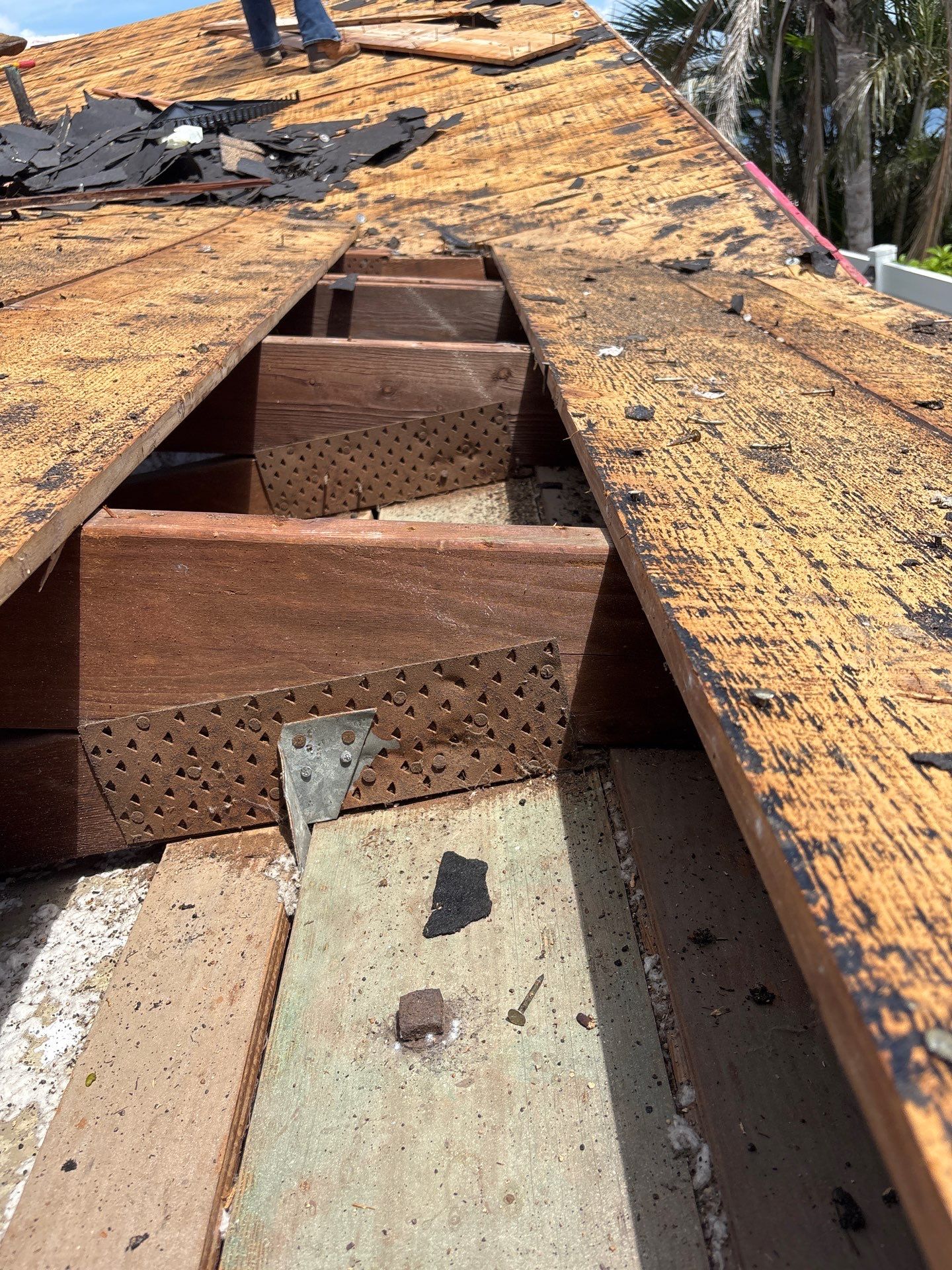 Project in St. Petersburg 33705 by Mitchell Roofing Company LLC 