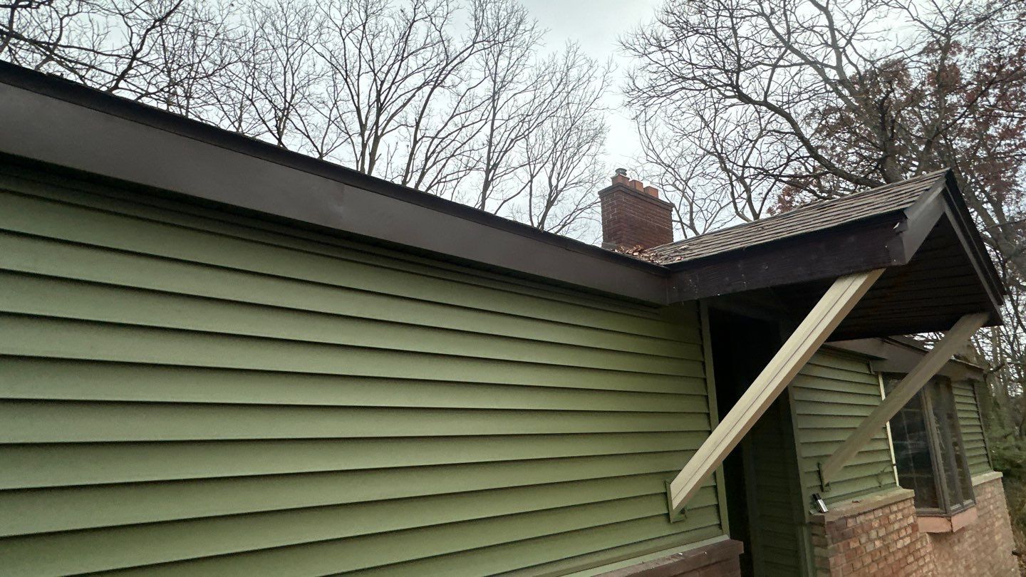 Siding Replacement using CertainTeed Restoration Classis D4 by 180 Contractors