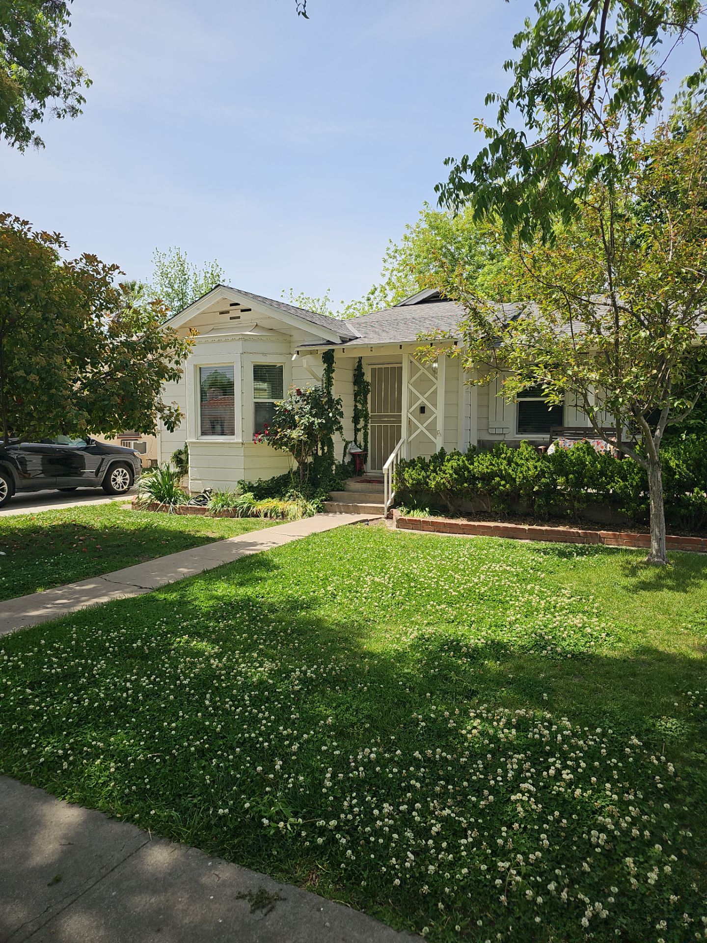 Golden Gate  Ave Dos Palos  by Econo Roofing