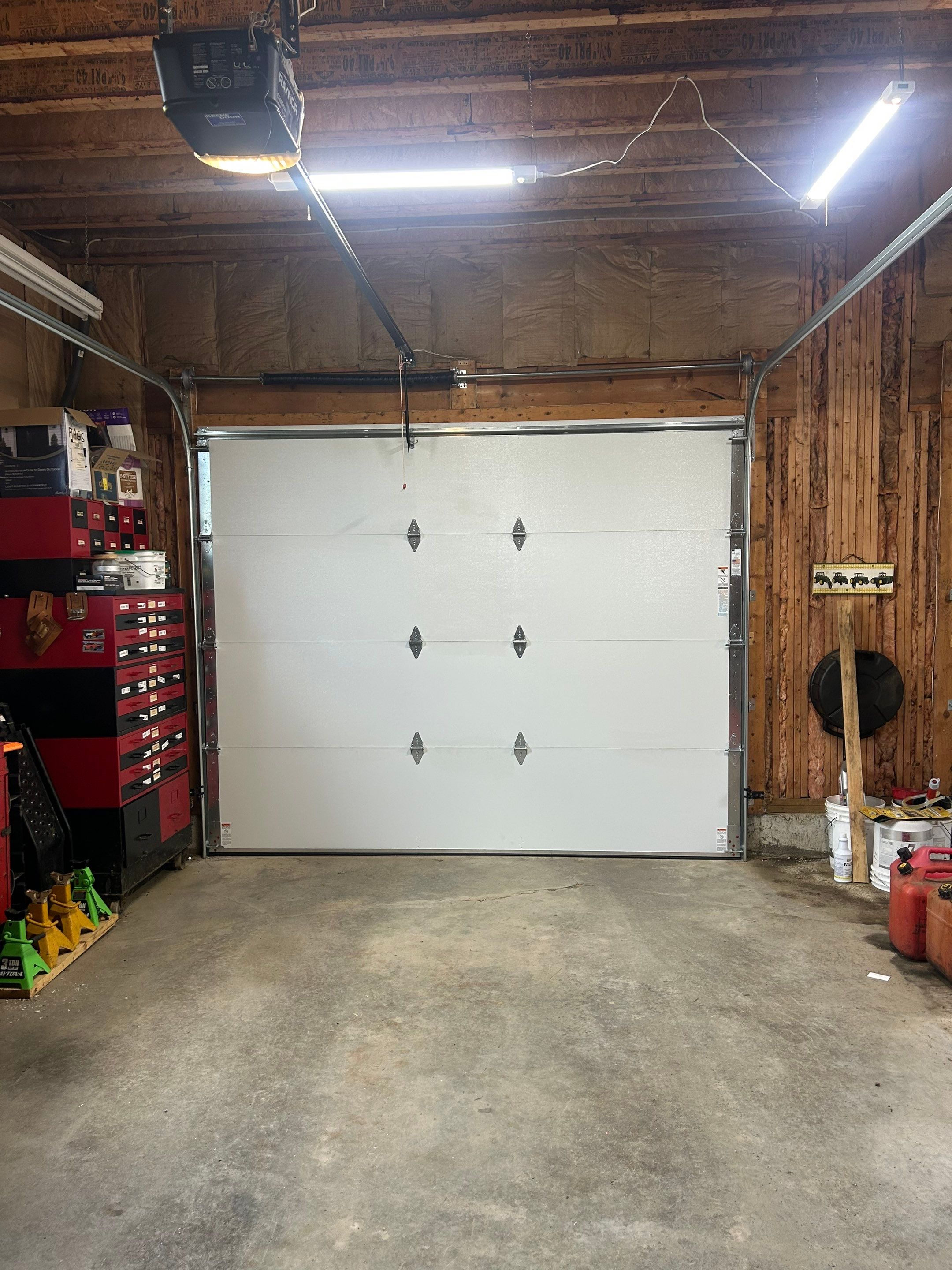 Door Installation using Raynor Encore Garage Door by Keene Door
