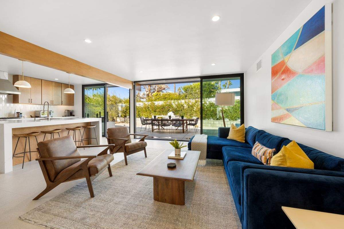 Palm Springs Midcentury Modern Home by One Stop Source
