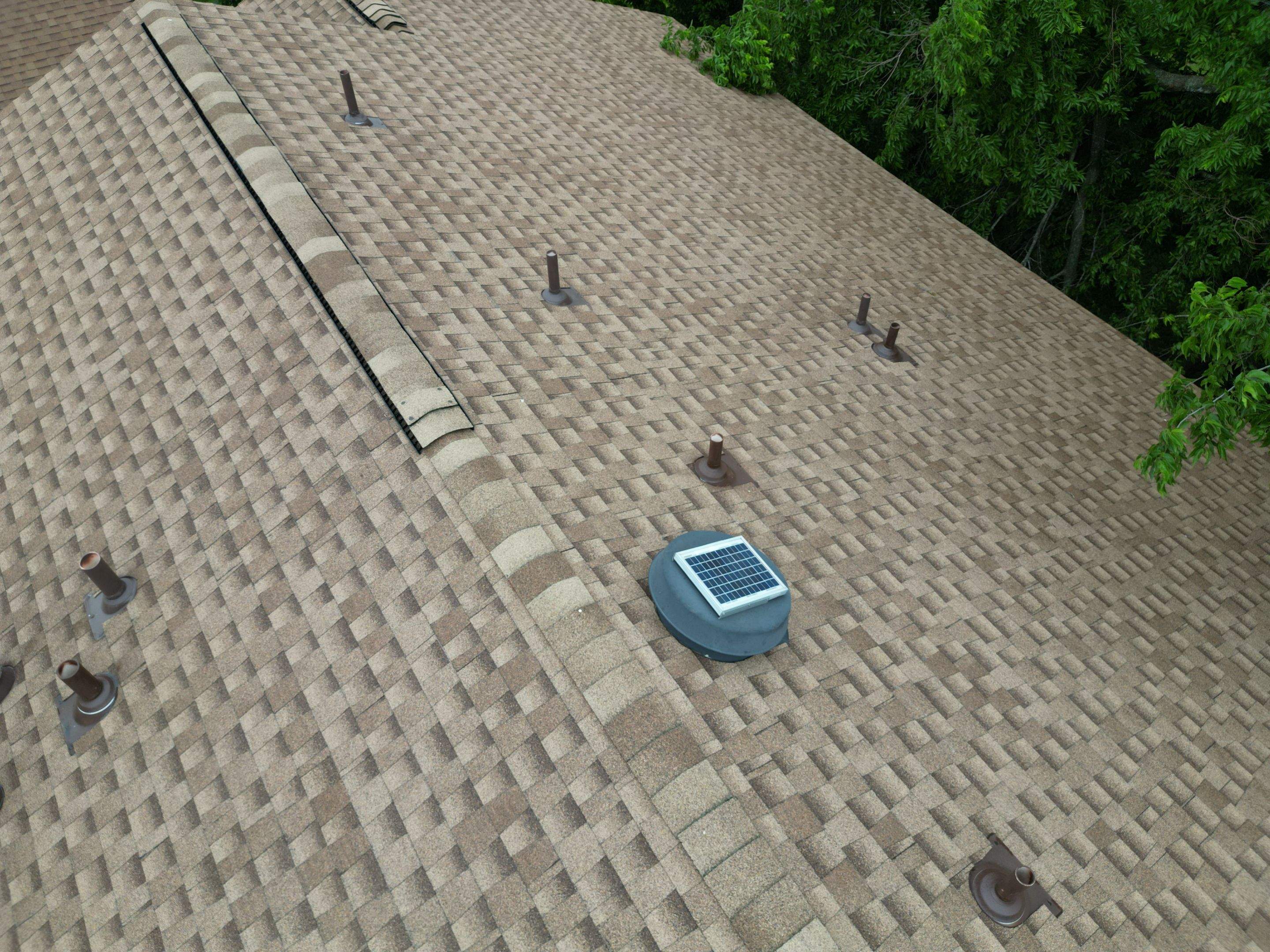 Shakewood - GAF Timberline HDZ by RoofsOnly.com