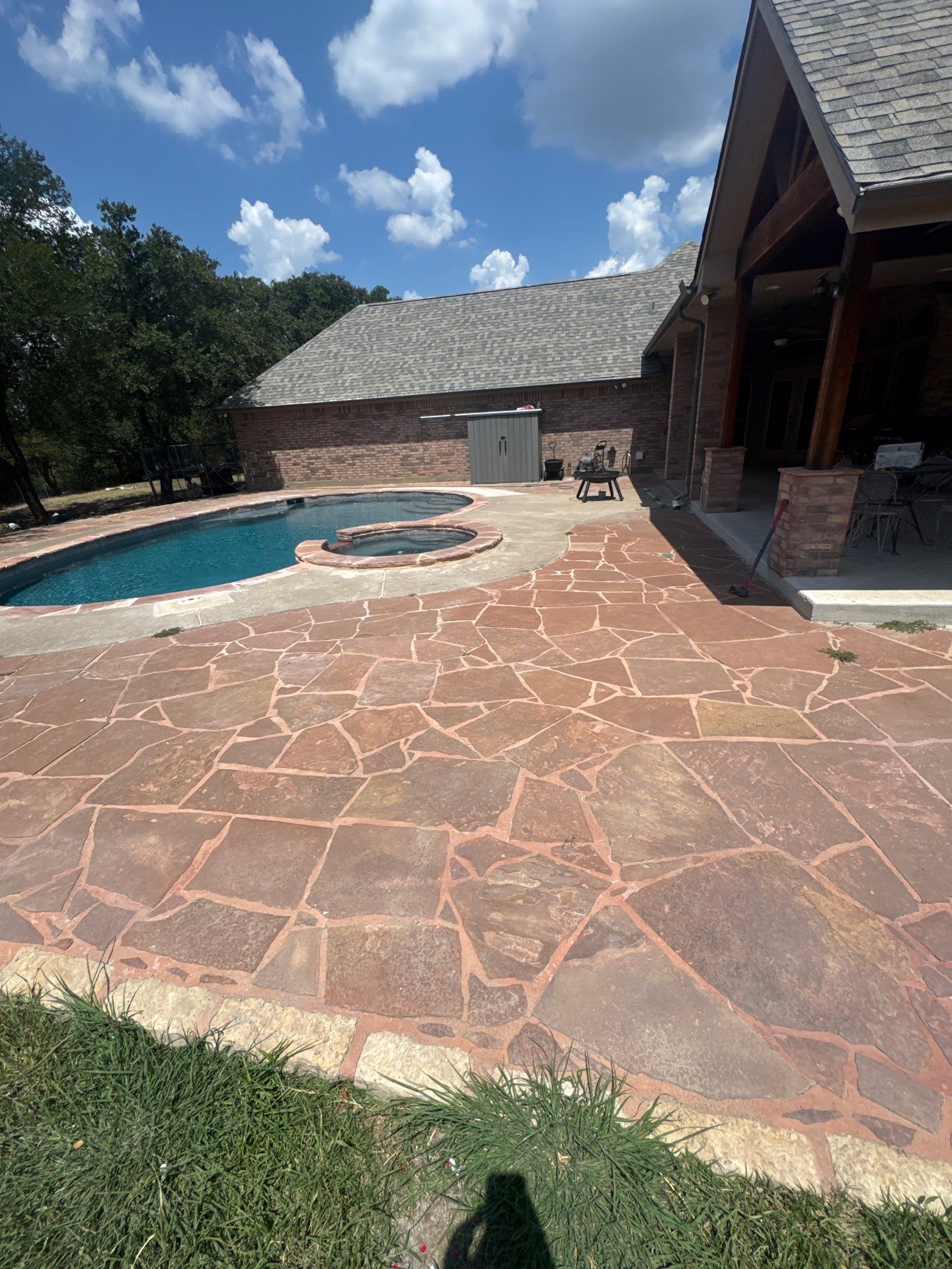 Freeform Pool and Spa Remodel with Flagstone Deck by Pinnacle Pools and Spas - DFW